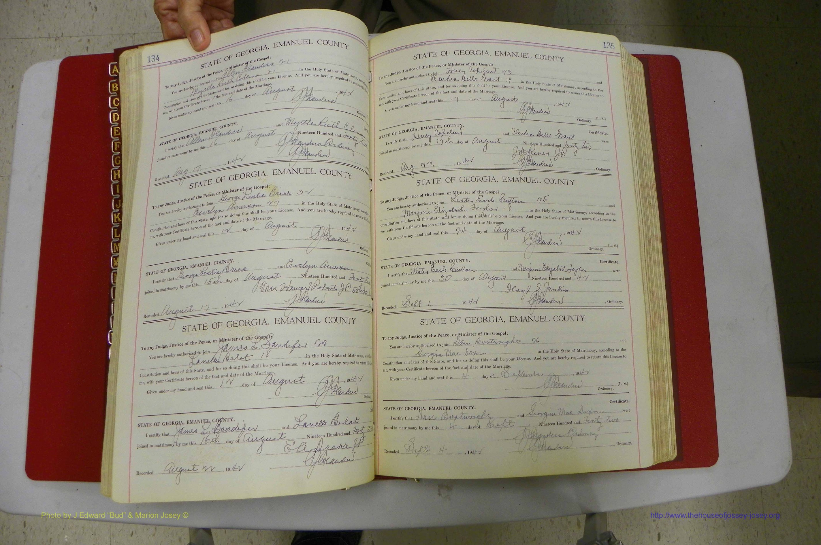 Emanuel Co, Ga, Marriages Book I, 1940 - 1949, White, P 134-135.JPG