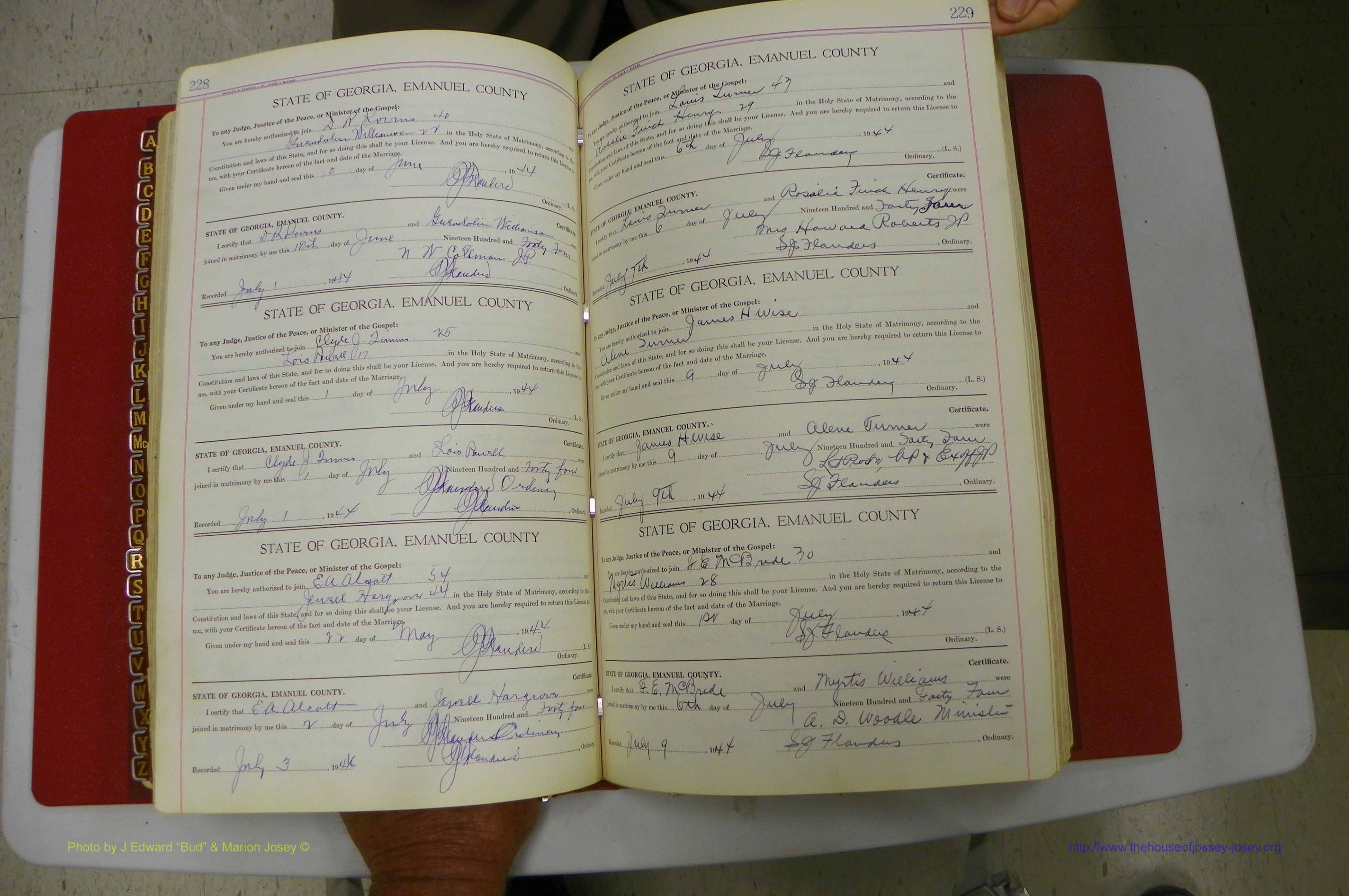 Emanuel Co, Ga, Marriages Book I, 1940 - 1949, White, P 228-229.JPG