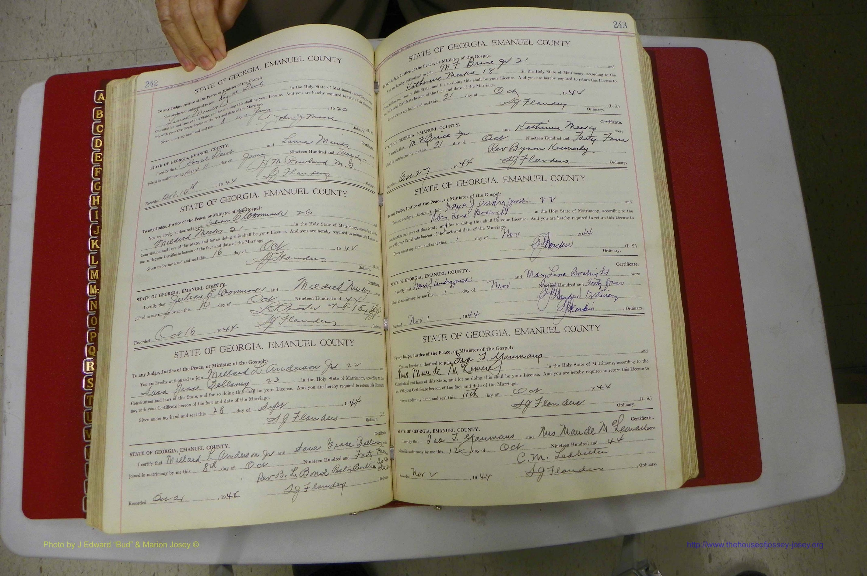 Emanuel Co, Ga, Marriages Book I, 1940 - 1949, White, P 242-243.JPG