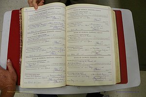 Emanuel Co, Ga, Marriages Book I, 1940 - 1949, White, P 054-055.JPG