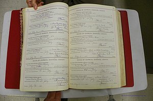 Emanuel Co, Ga, Marriages Book I, 1940 - 1949, White, P 072-073.JPG