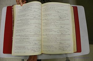 Emanuel Co, Ga, Marriages Book I, 1940 - 1949, White, P 074-075.JPG