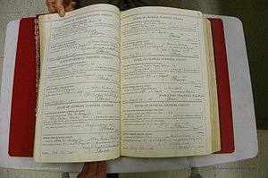 Emanuel Co, Ga, Marriages Book I, 1940 - 1949, White, P 076-077.JPG