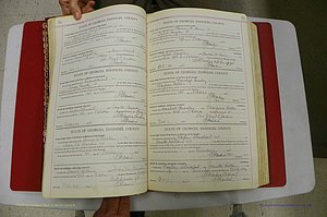 Emanuel Co, Ga, Marriages Book I, 1940 - 1949, White, P 084-085.JPG