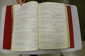 Emanuel Co, Ga, Marriages Book I, 1940 - 1949, White, P 094-095.JPG