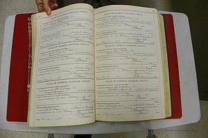 Emanuel Co, Ga, Marriages Book I, 1940 - 1949, White, P 106-107.JPG