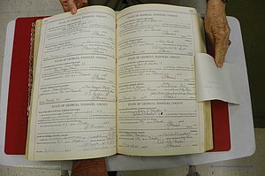 Emanuel Co, Ga, Marriages Book I, 1940 - 1949, White, P 164-165a.JPG