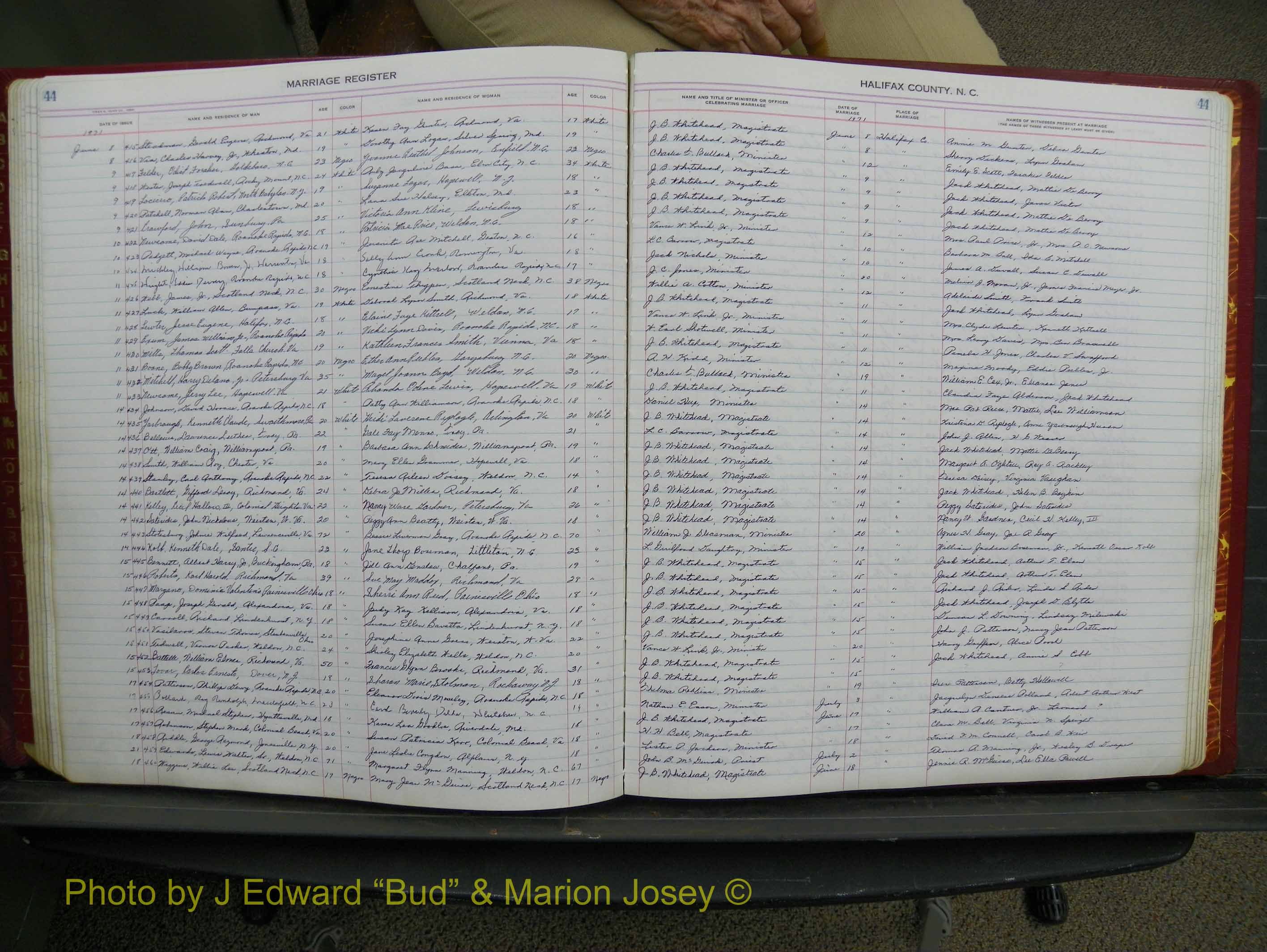 Halifax Marriage Book 17, 1969-1974 P 044.JPG