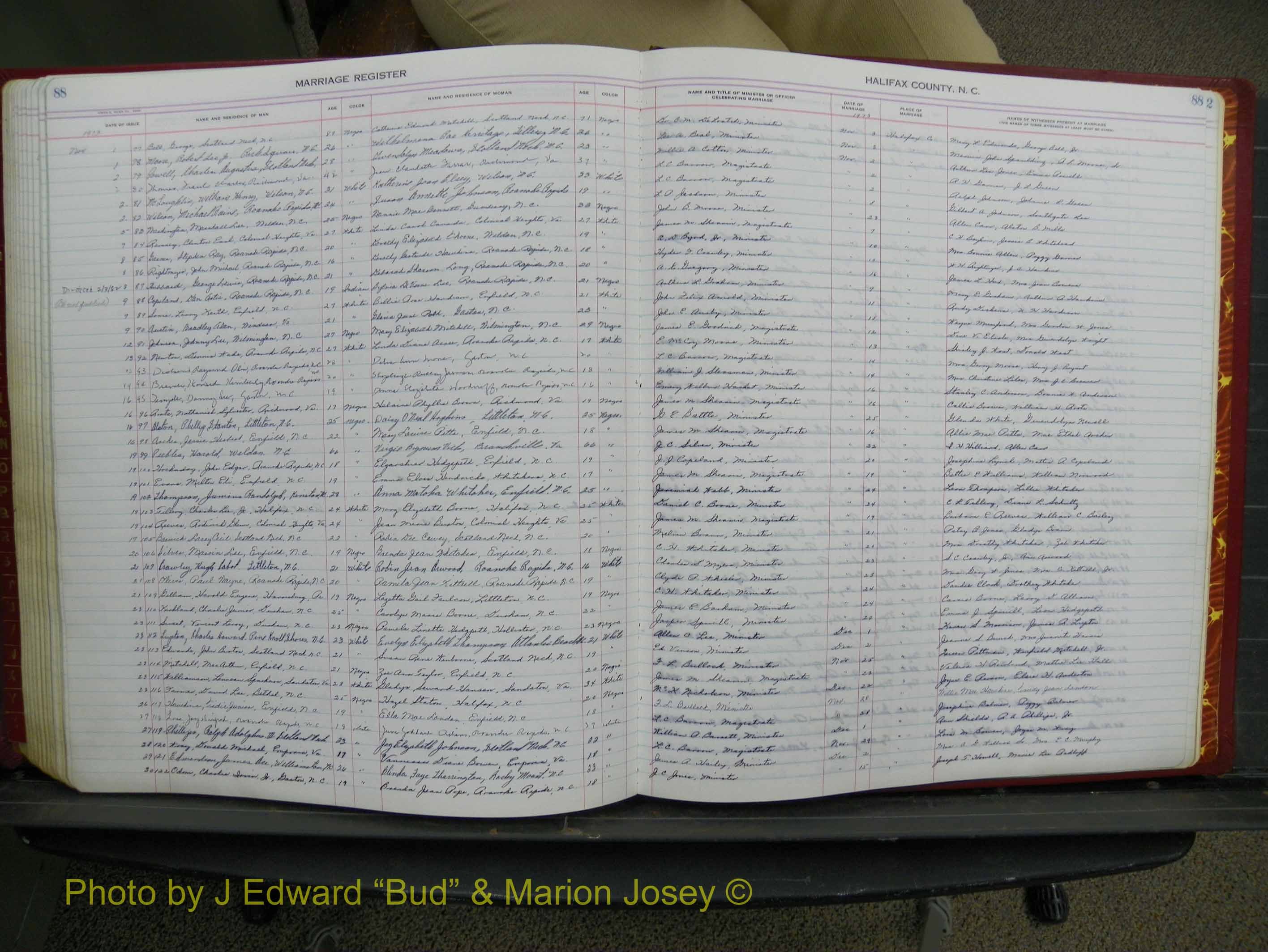 Halifax Marriage Book 17, 1969-1974 P 088.JPG