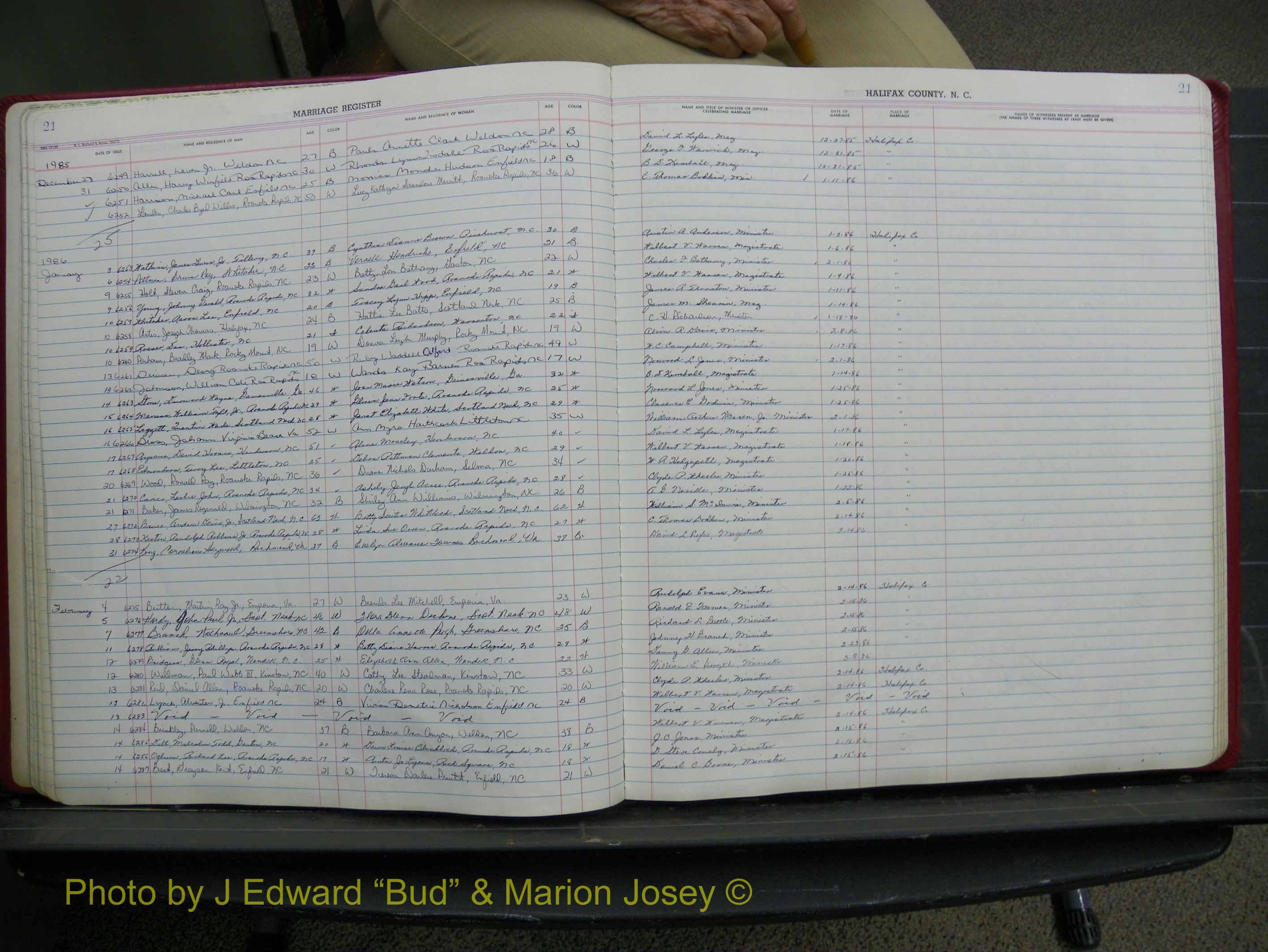 Halifax Marriage Book 19, 1984-1993 P 021.JPG