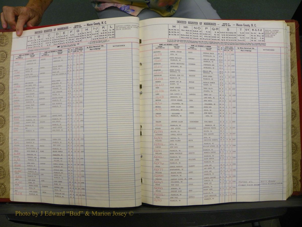 Macon Marriage Index, Male & Female 1943-1998 075.JPG