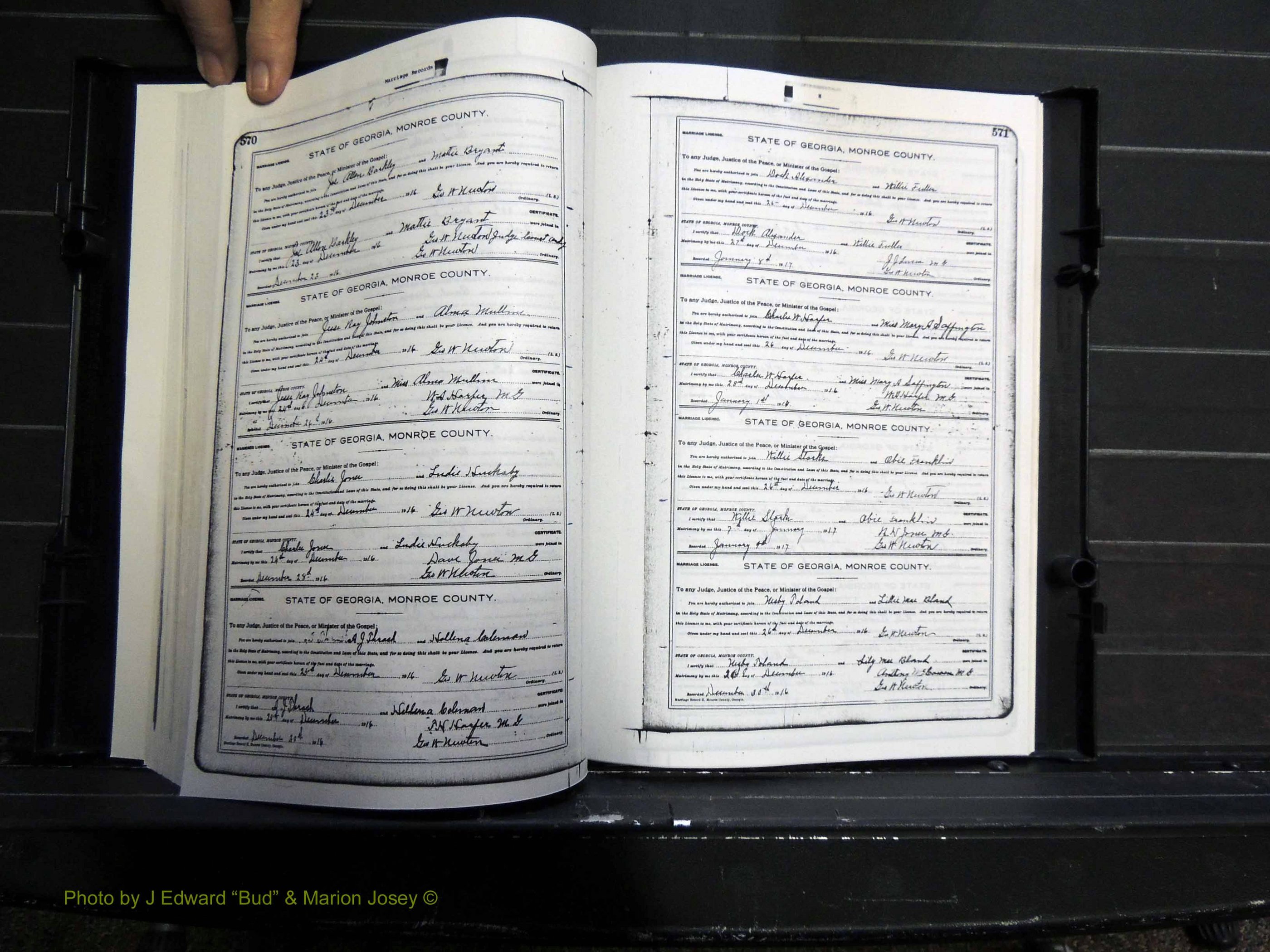 Monroe Co, GA, Marriages, Book H2, 1913-1916 pg 570-571.JPG