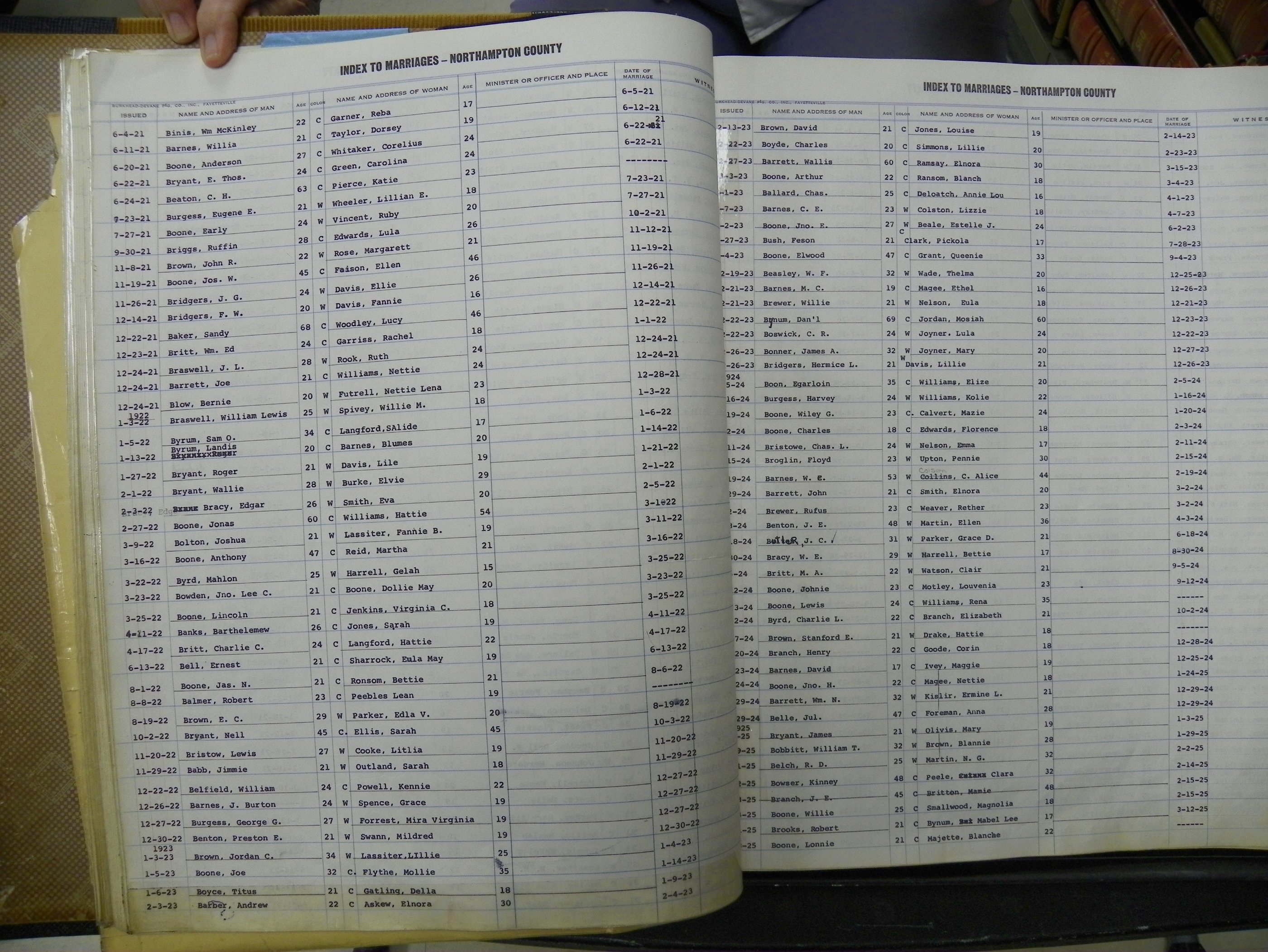 Northampton Marriages Book 1 (130).JPG