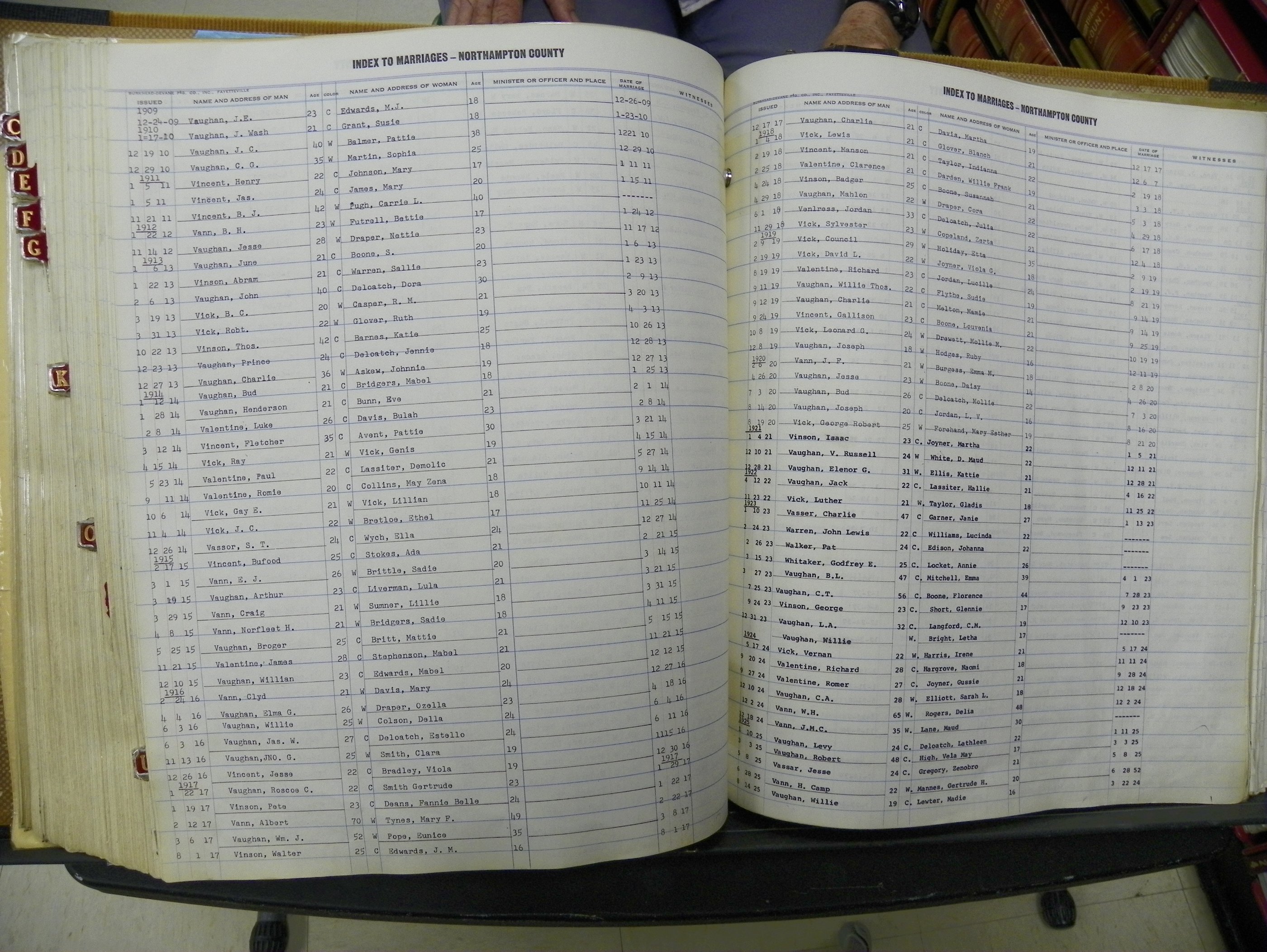 Northampton Marriages Book 1 (311).JPG