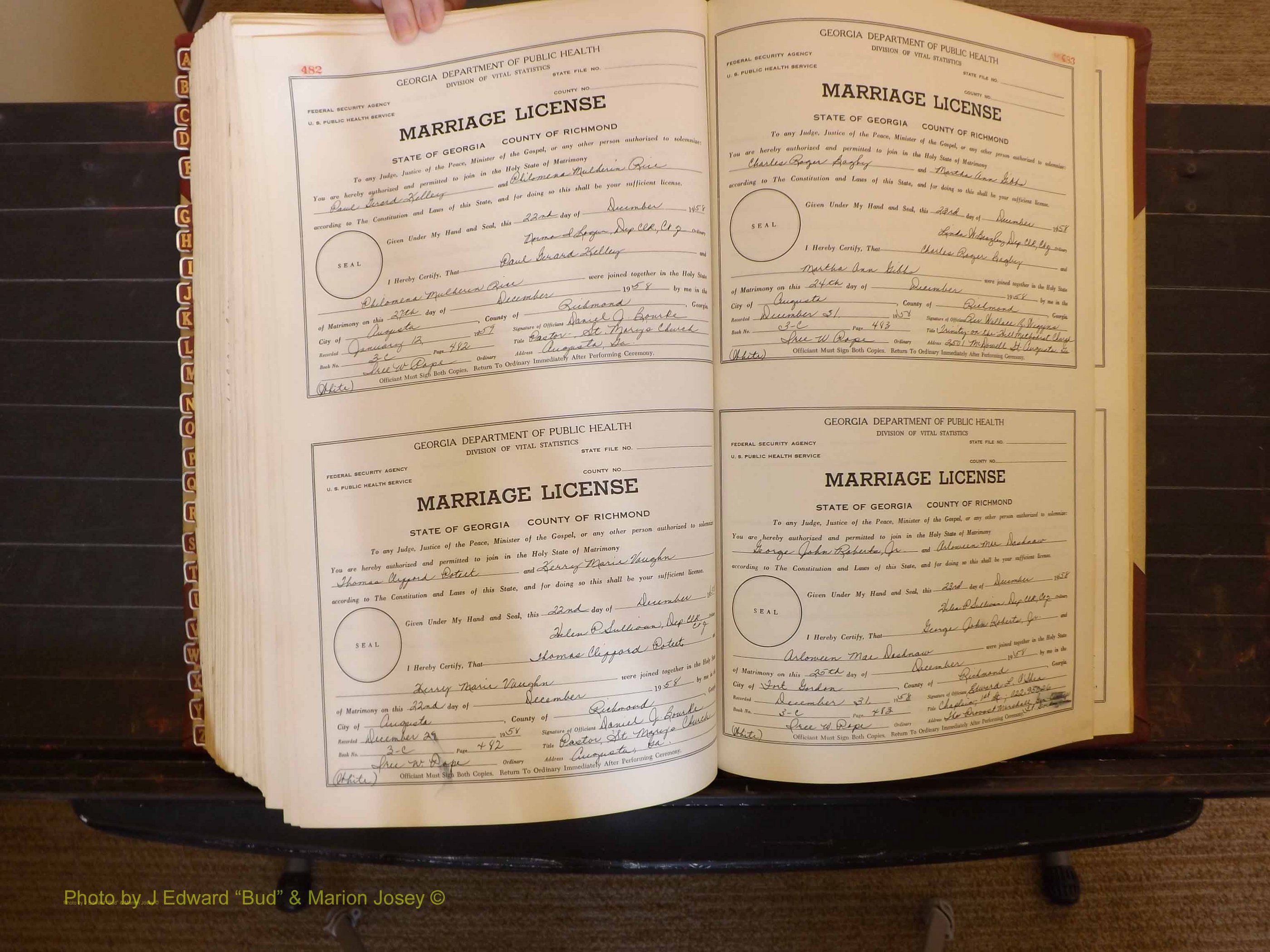 Richmond Marriages, 3C, 1957-1958 P 482-483.JPG