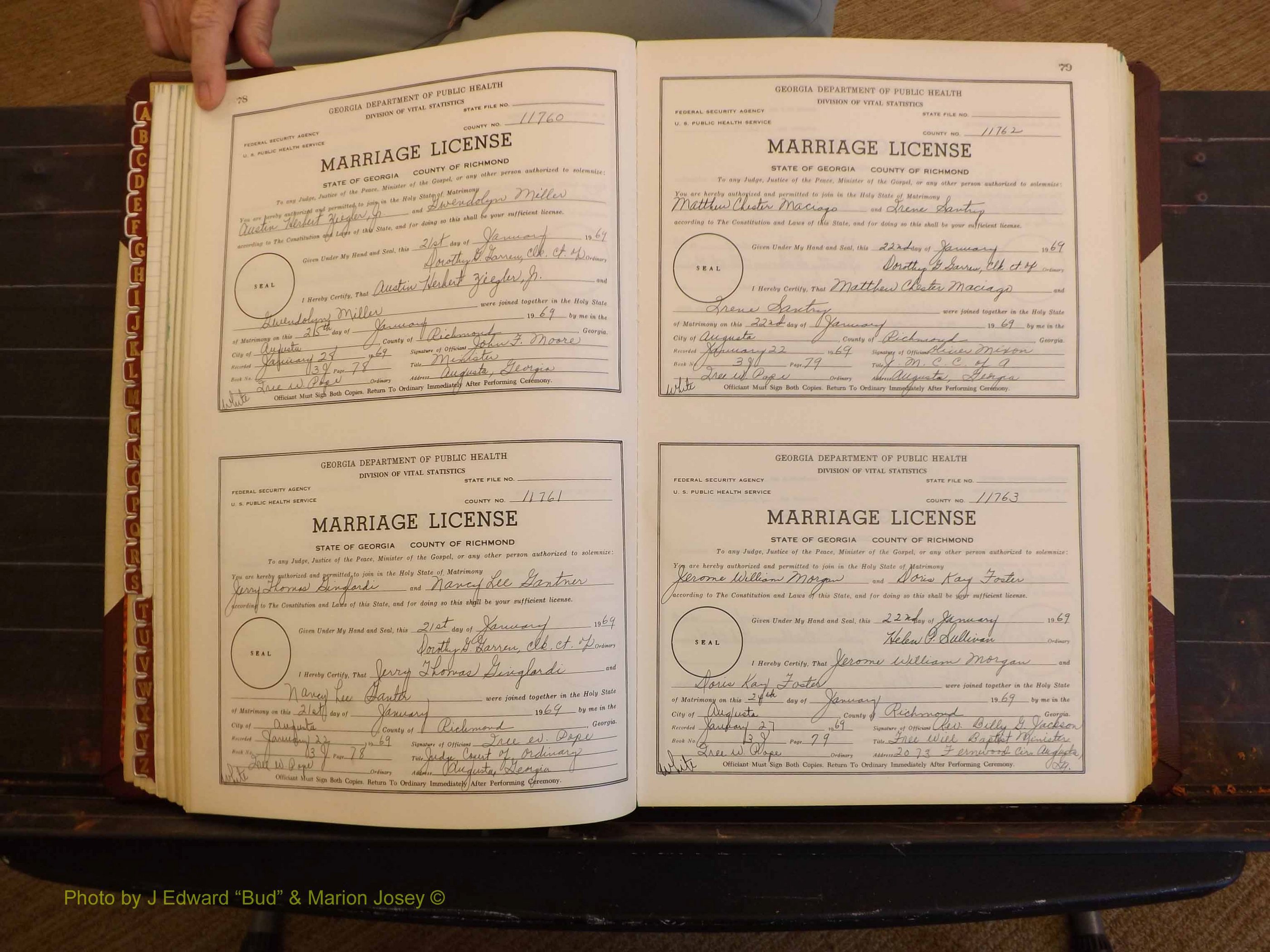 Richmond Marriages, 3J, 1968-1970 P 078-079.JPG