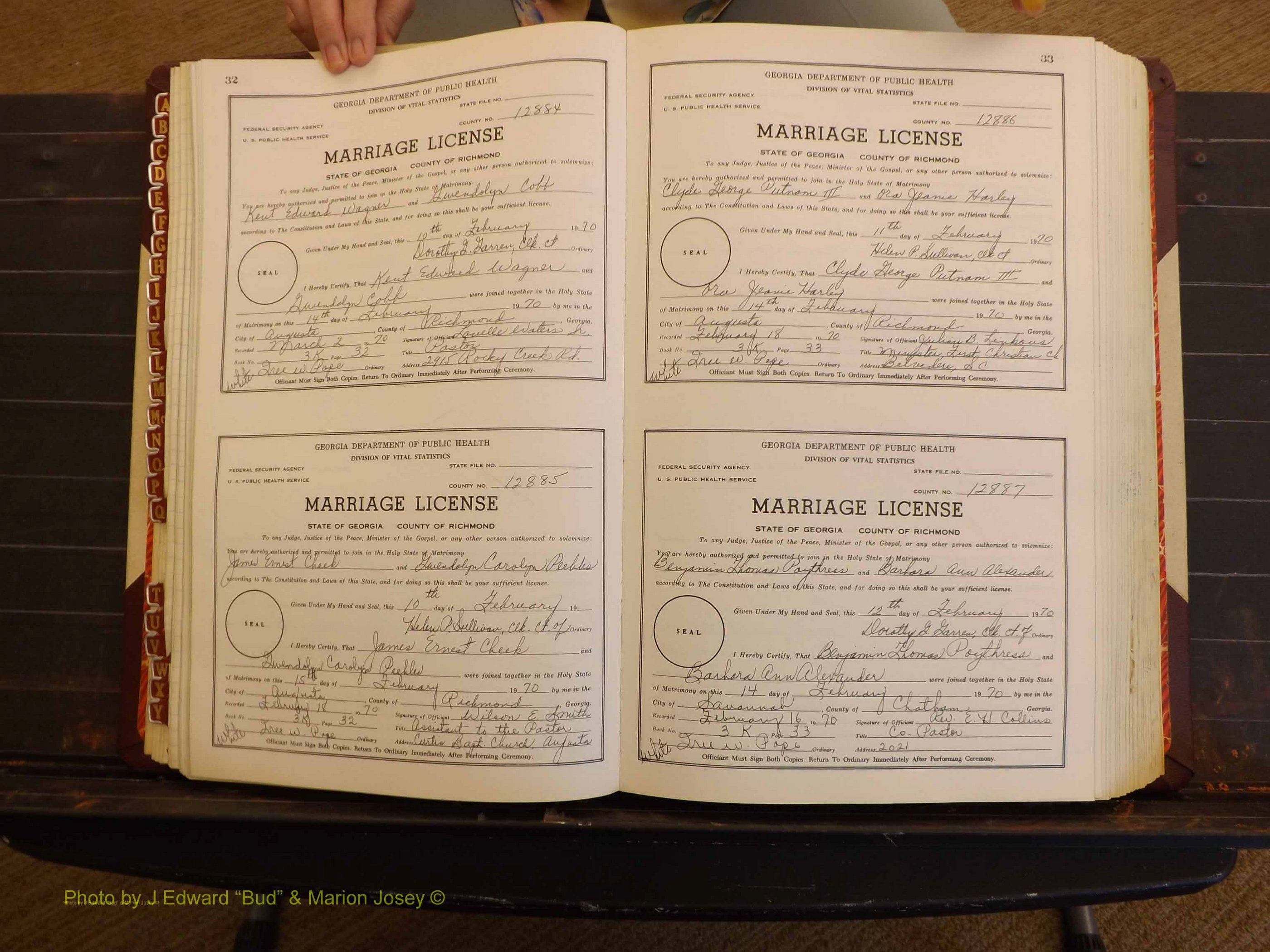 Richmond Marriages, 3K, 1970-1971 P 032-033.JPG