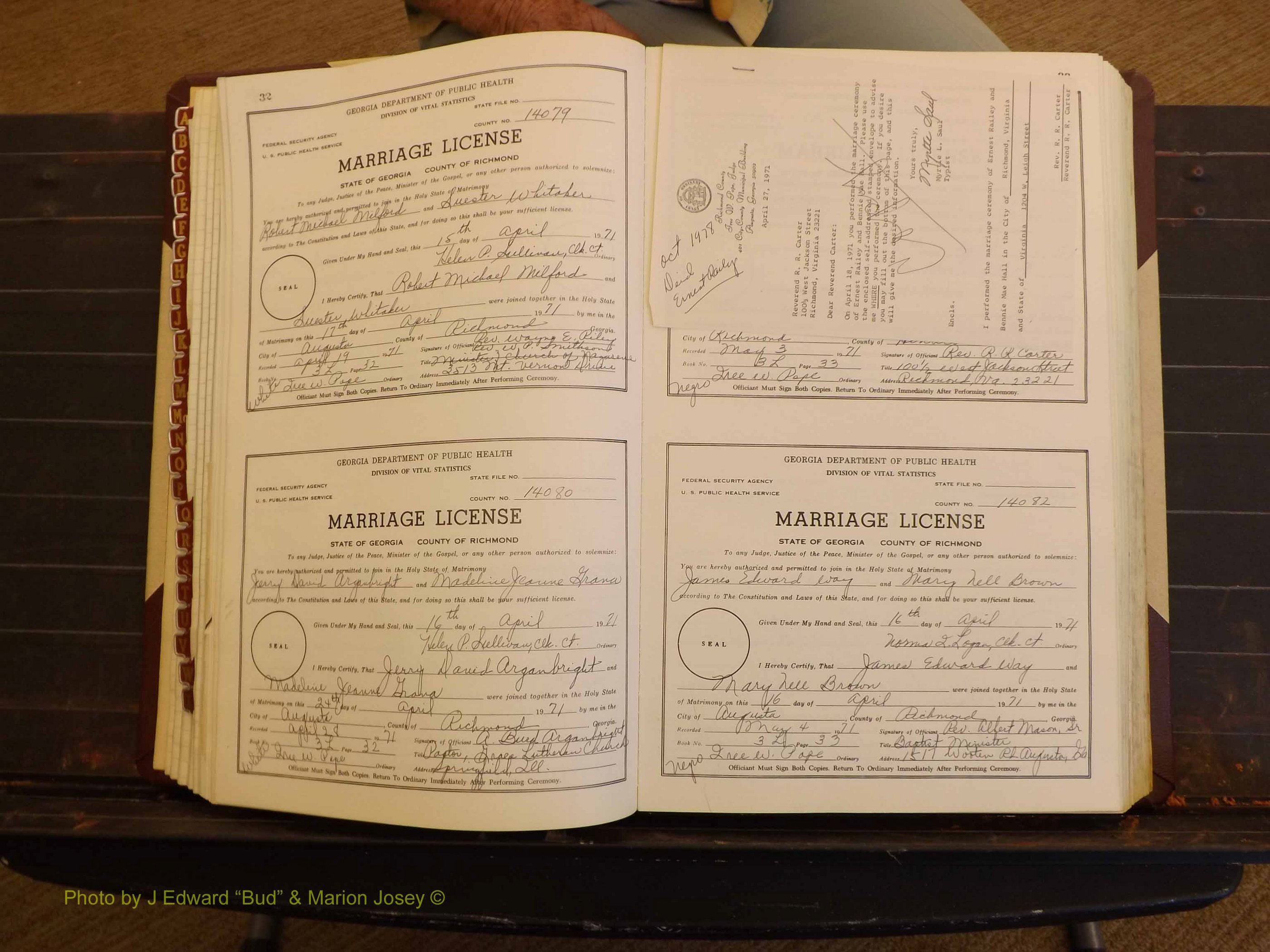 Richmond Marriages, 3L, 1971-1972 P 032-033.JPG