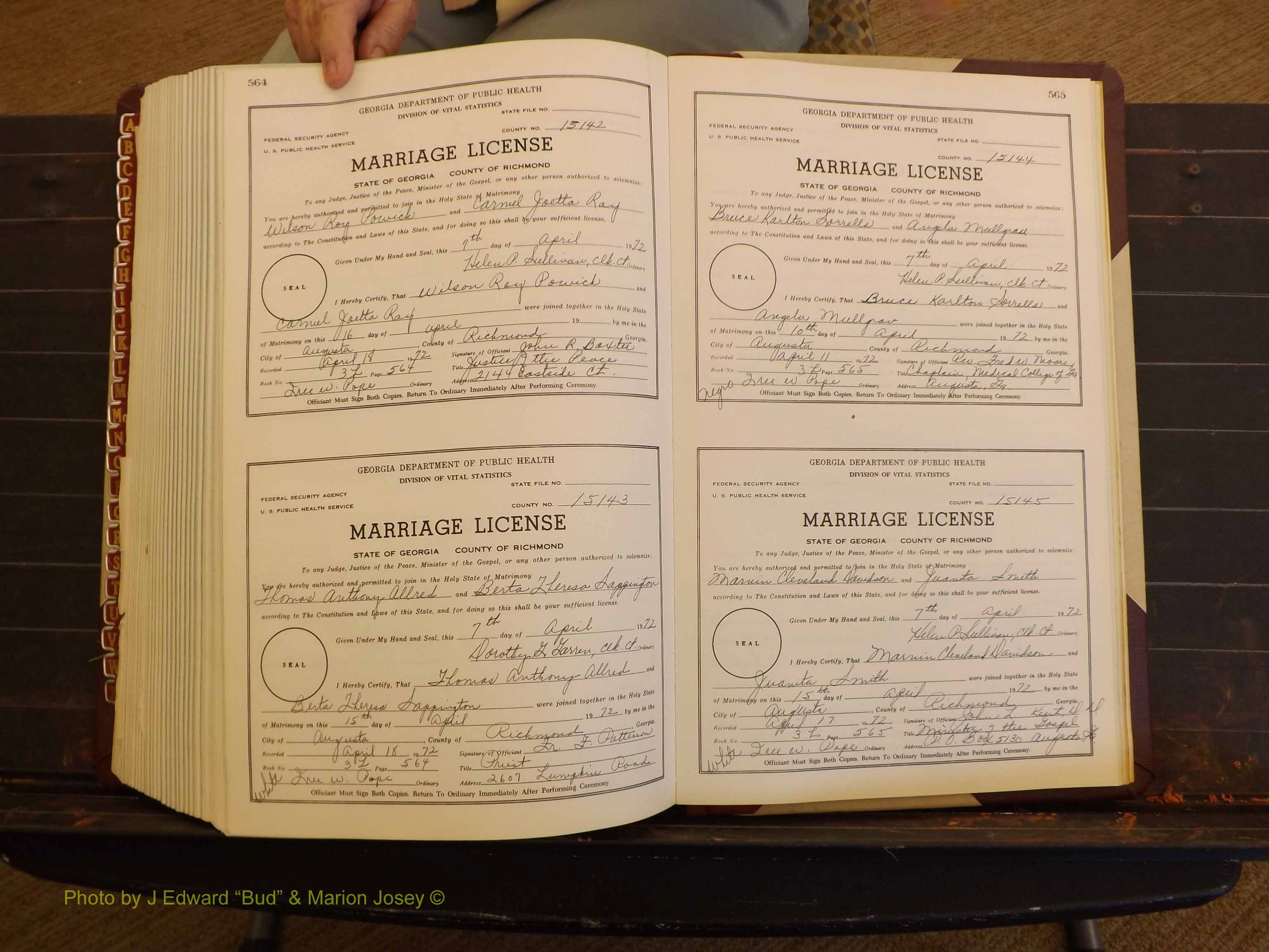 Richmond Marriages, 3L, 1971-1972 P 564-565.JPG