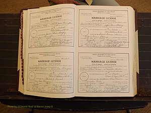 Richmond Marriages, 3L, 1971-1972 P 004-005.JPG