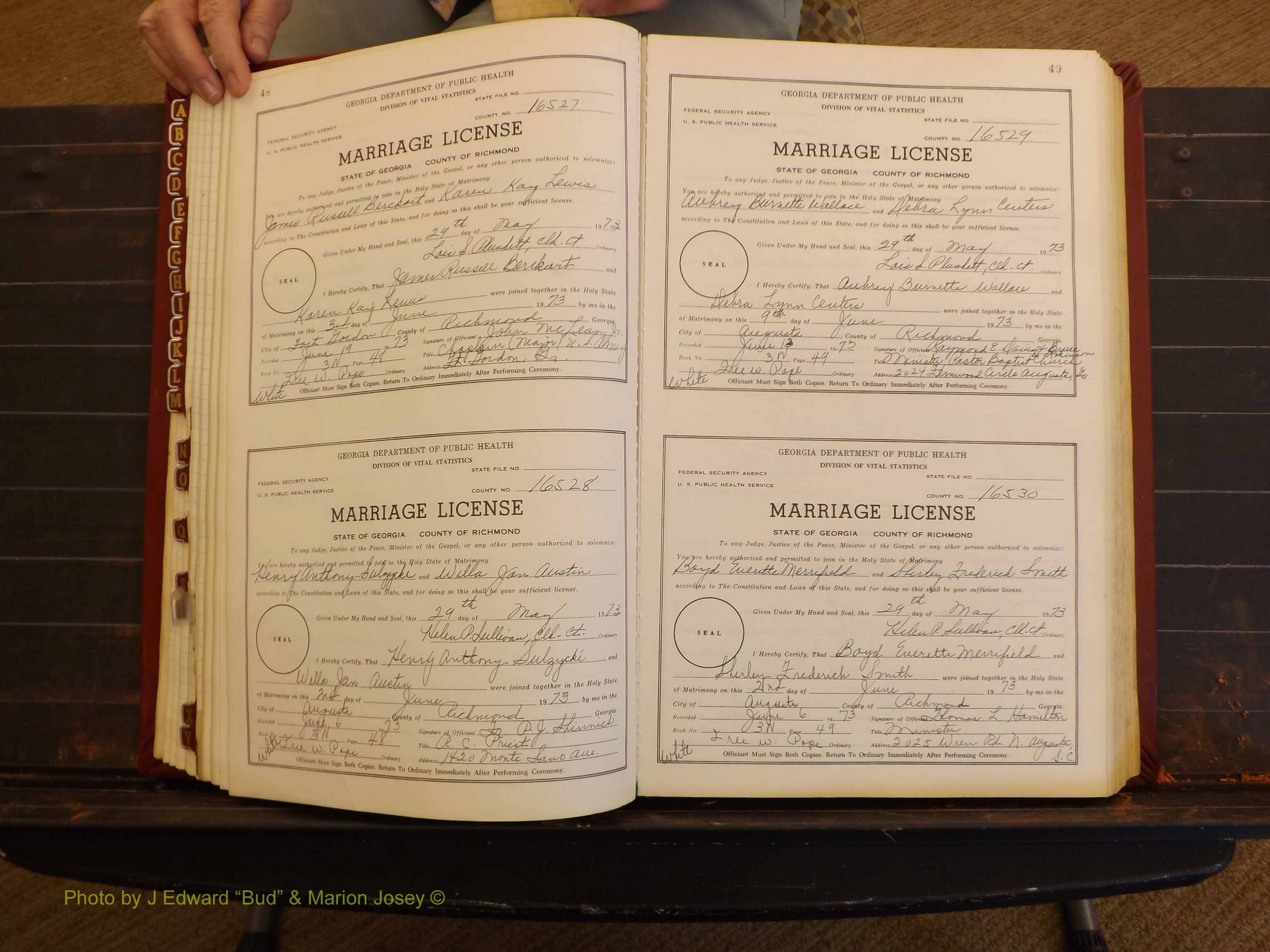 Richmond Marriages, 3N, 1973-1974 P 048-049.JPG