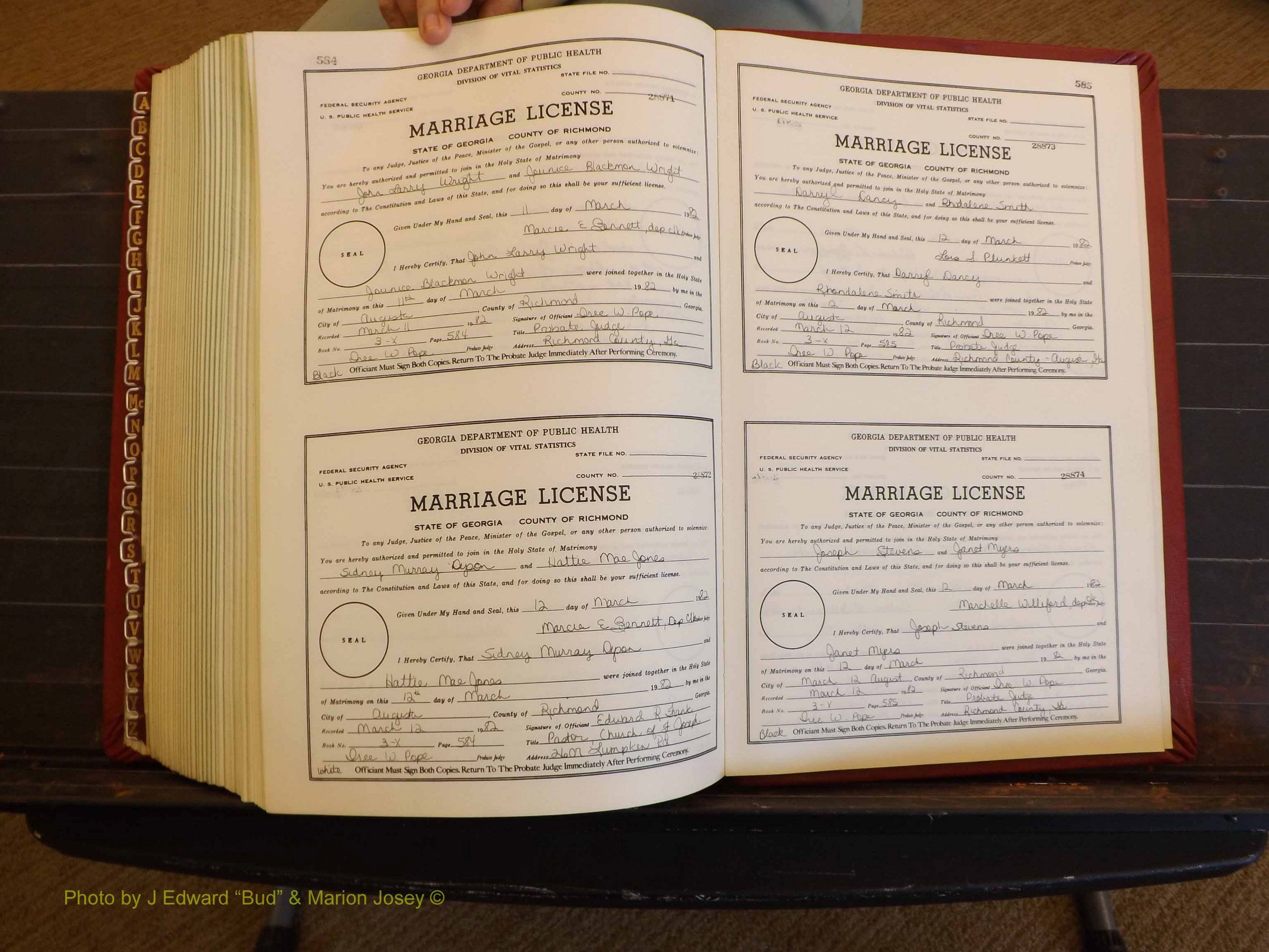 Richmond Marriages, 3X, 1981-1982 P 584-585.JPG