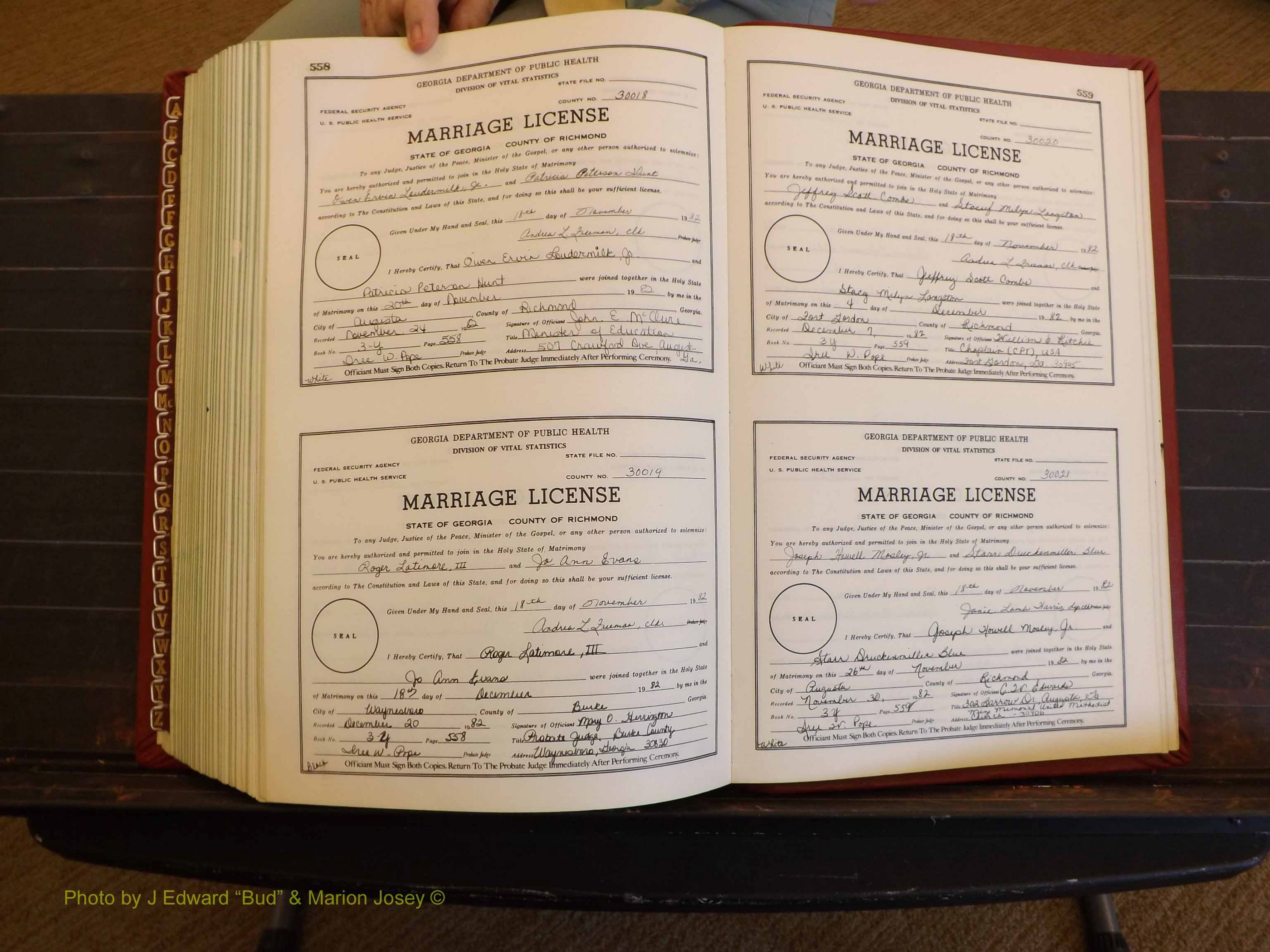 Richmond Marriages, 3Y, 1982-1982 P 558-559.JPG