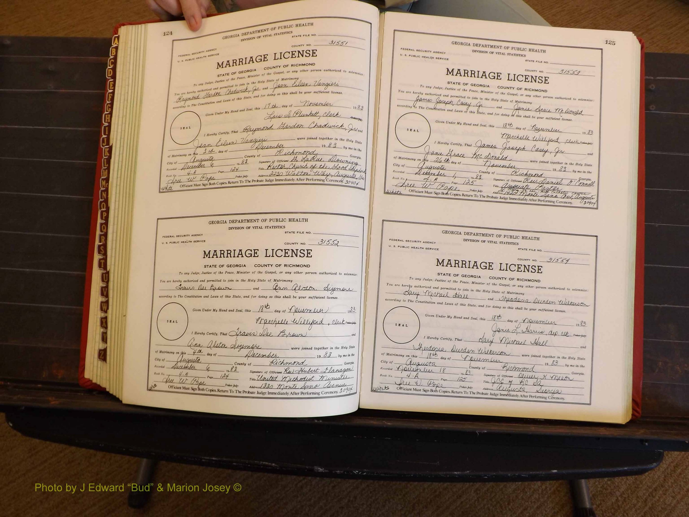 Richmond Marriages, 4A, 1983-1984 P 124-125.JPG