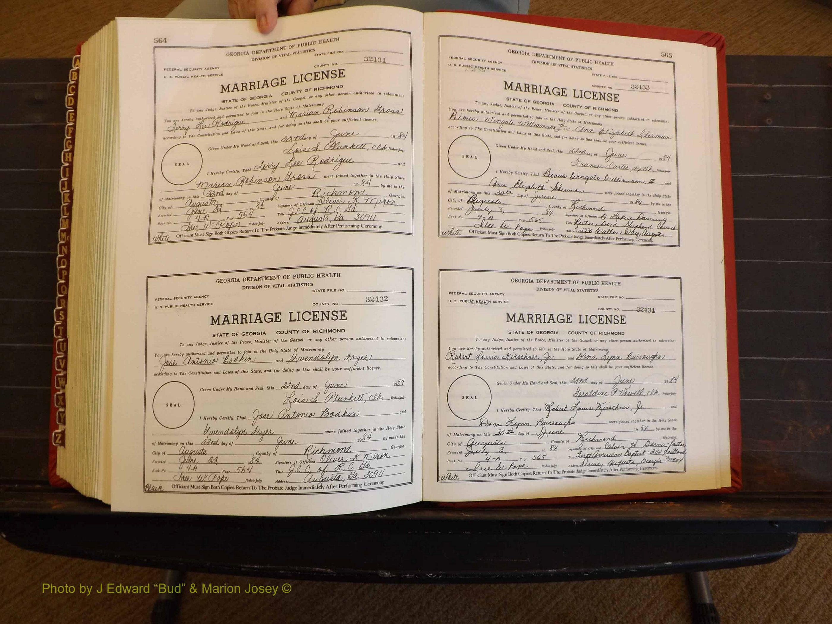Richmond Marriages, 4A, 1983-1984 P 564-565.JPG