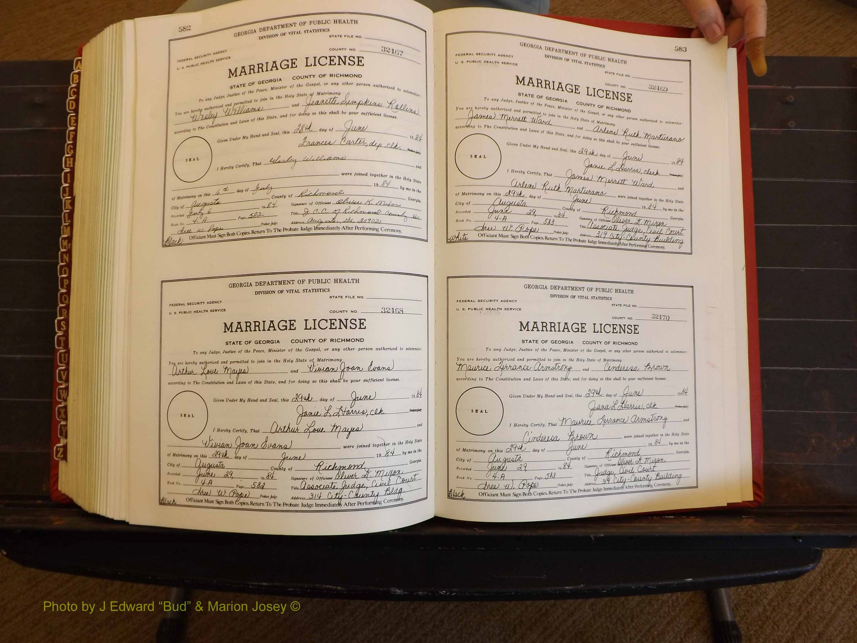 Richmond Marriages, 4A, 1983-1984 P 582-583.JPG
