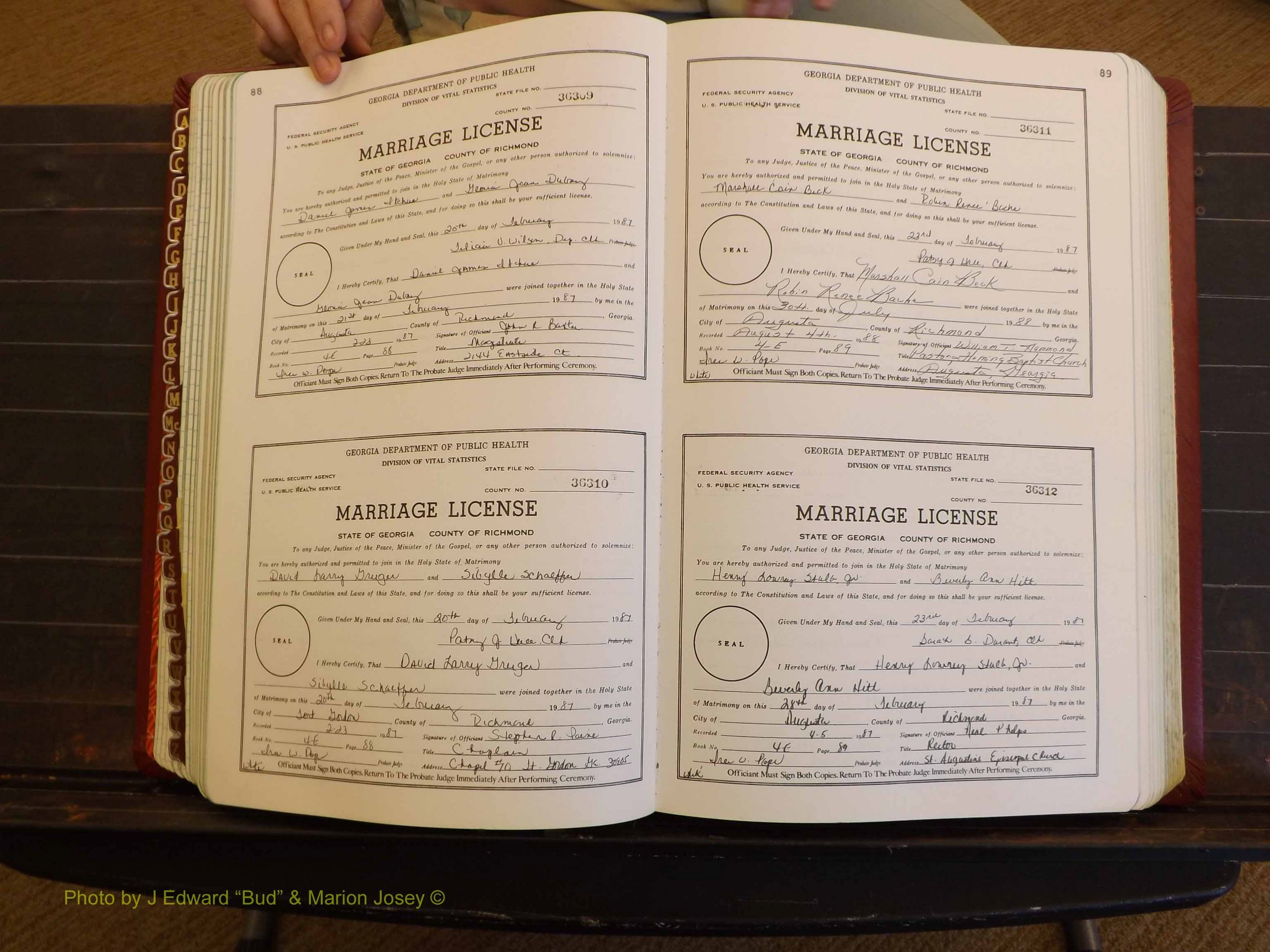 Richmond Marriages, 4E, 1987-1987 P 088-089.JPG