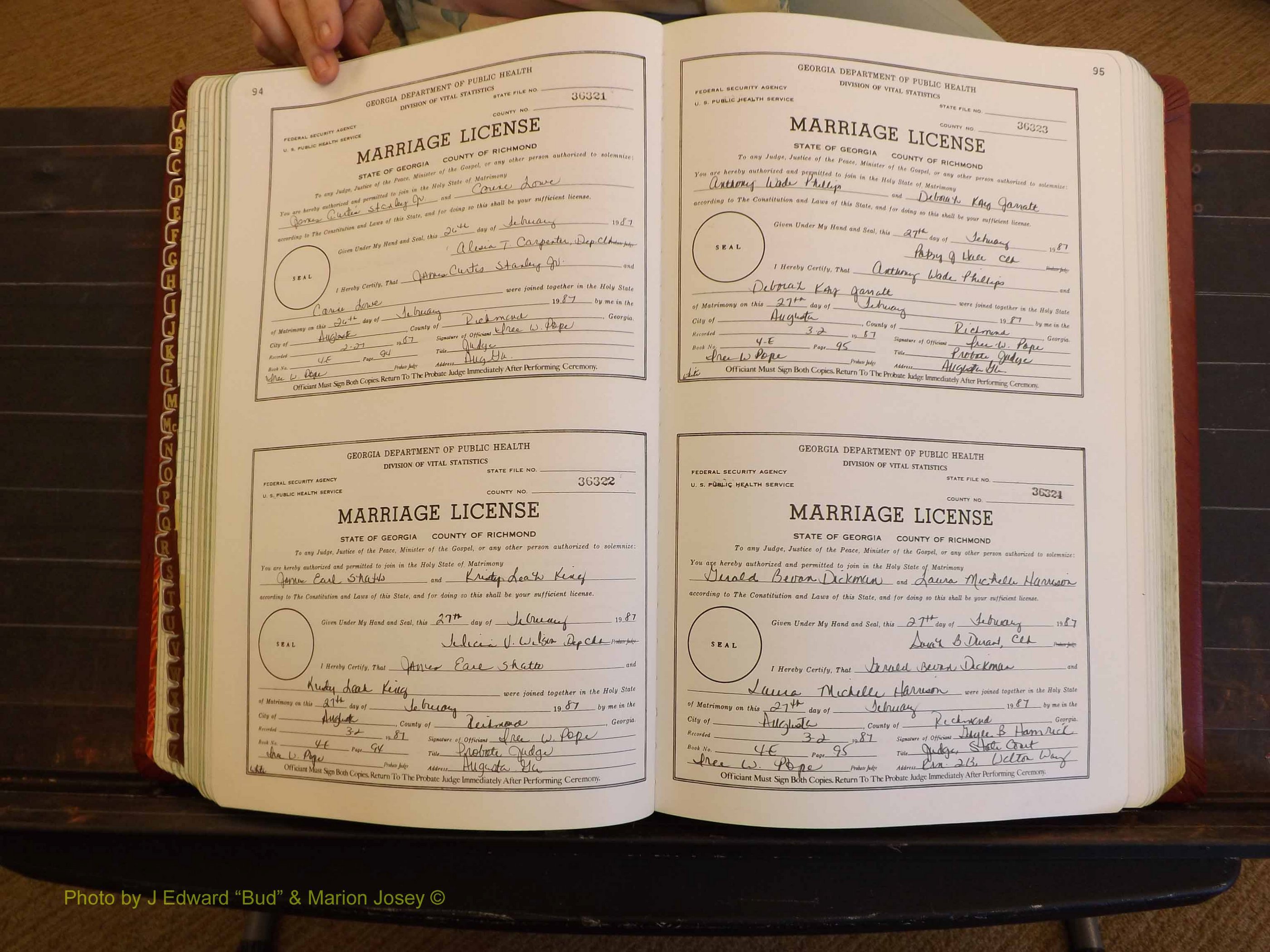 Richmond Marriages, 4E, 1987-1987 P 094-095.JPG