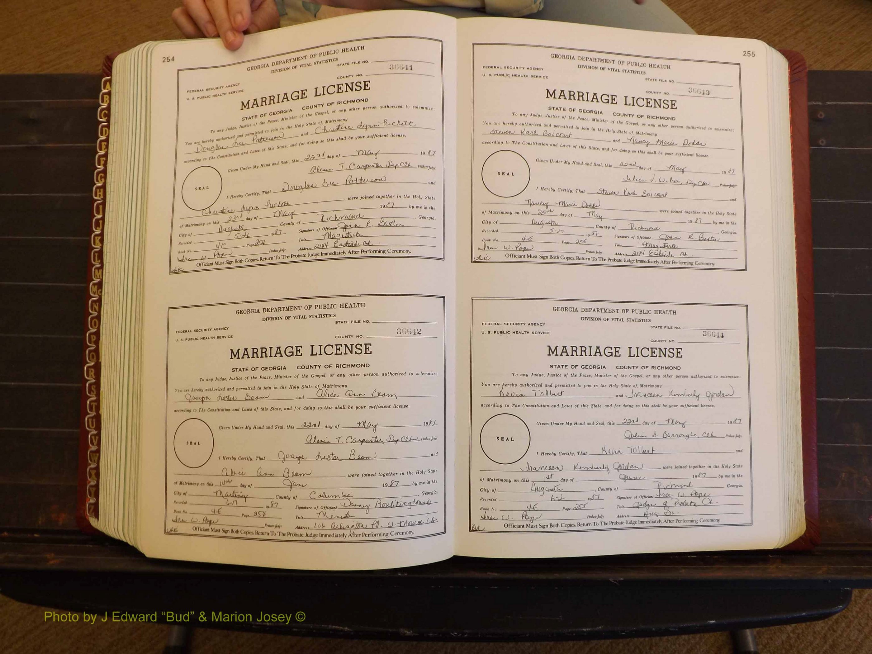 Richmond Marriages, 4E, 1987-1987 P 254-255.JPG