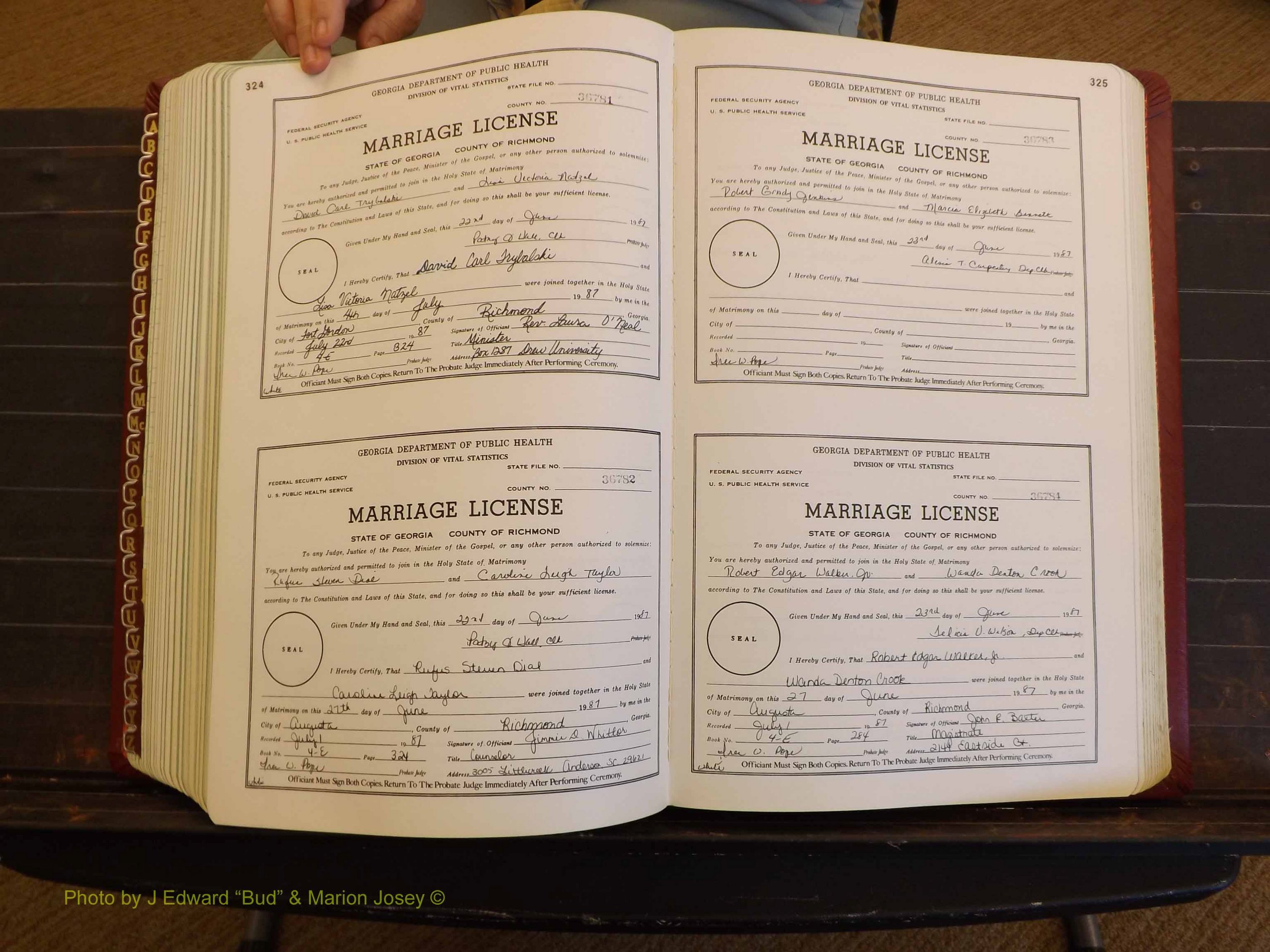 Richmond Marriages, 4E, 1987-1987 P 324-325.JPG