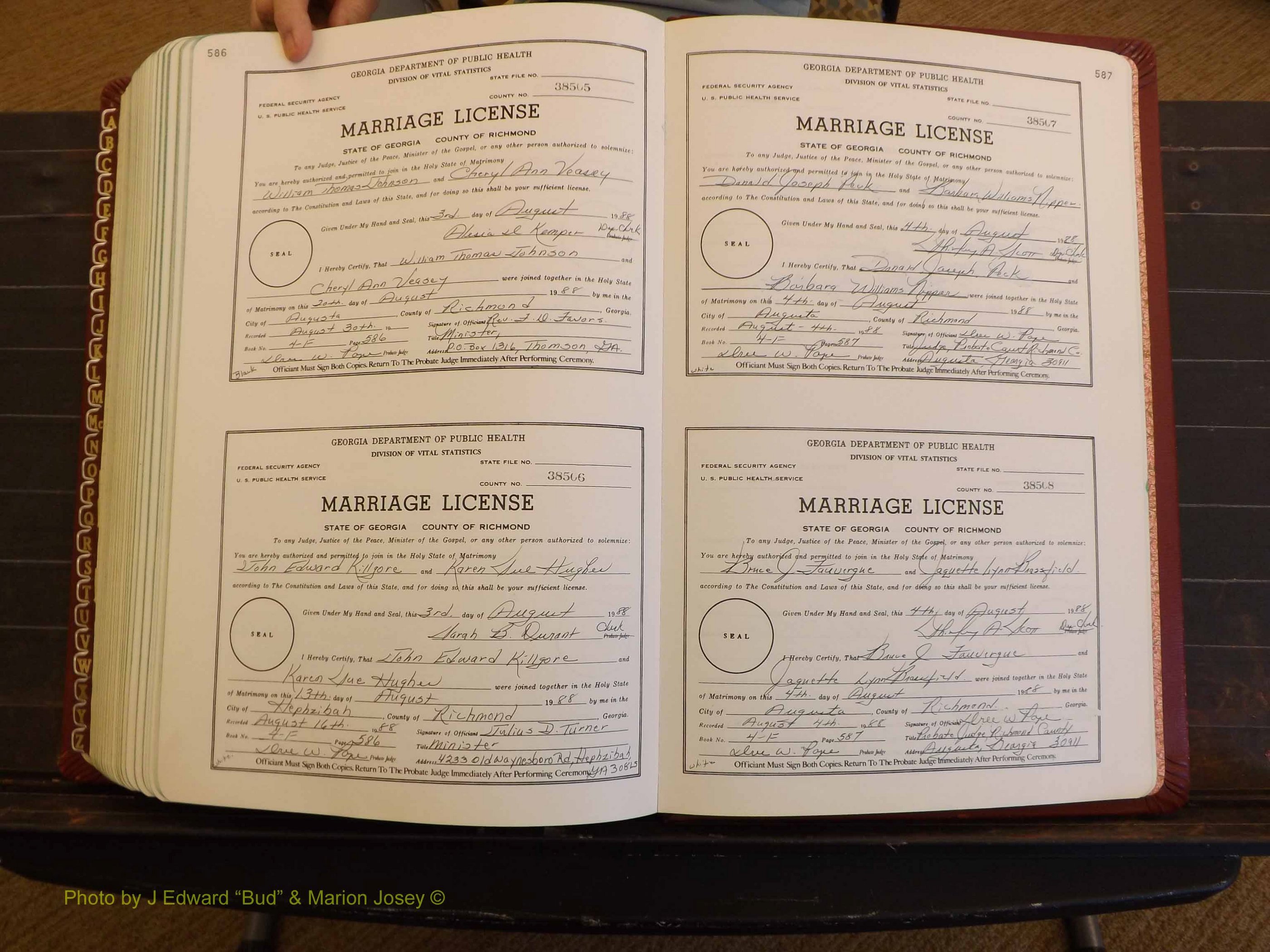 Richmond Marriages, 4F, 1987-1988 P 586-587.JPG