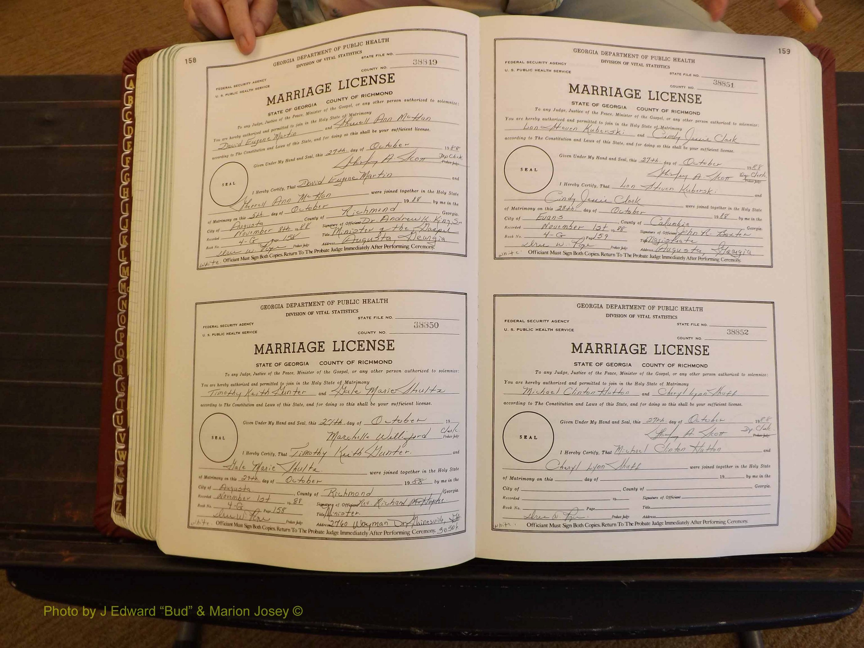 Richmond Marriages, 4G, 1988-1989 P 158-159.JPG