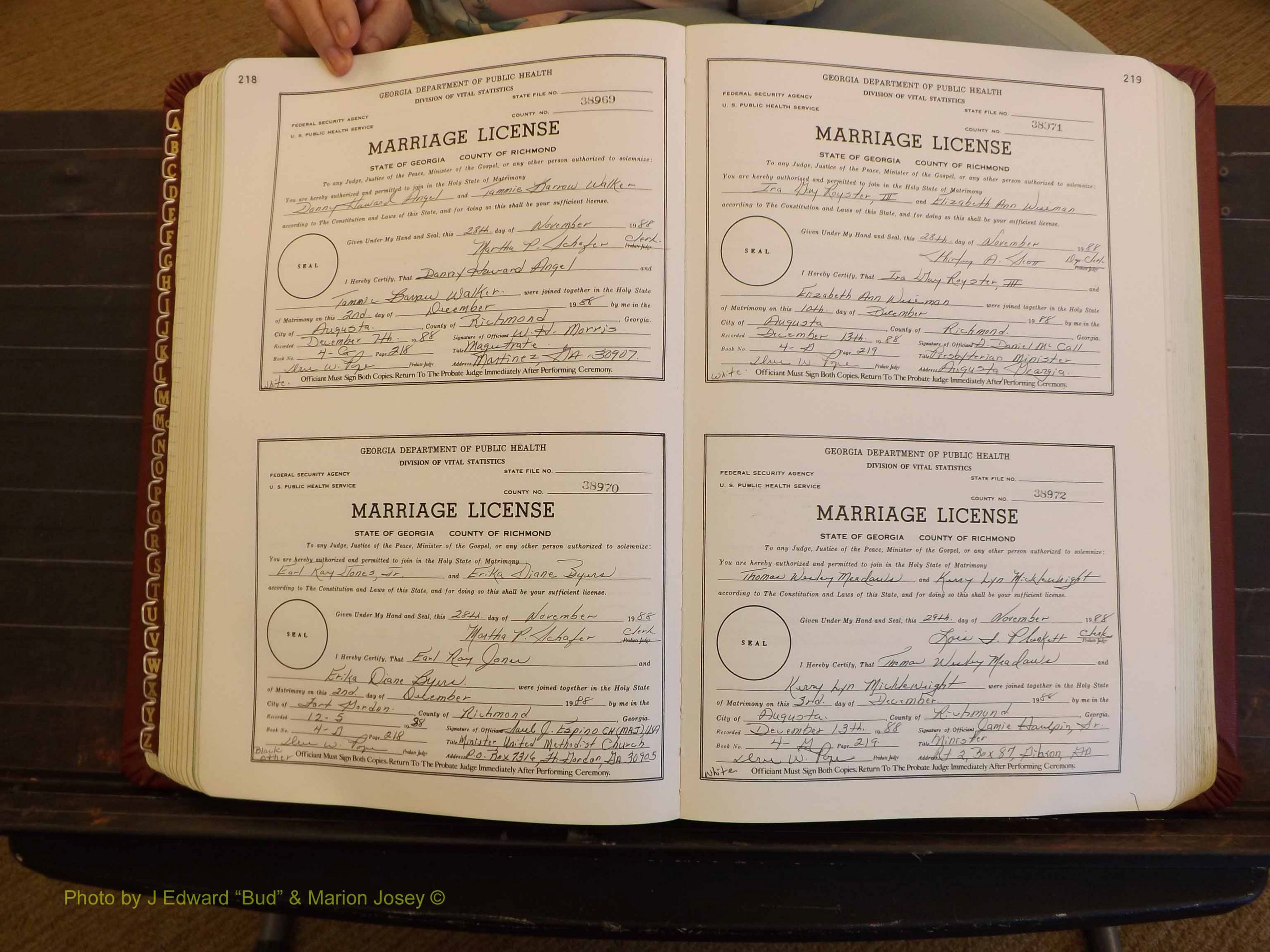 Richmond Marriages, 4G, 1988-1989 P 218-219.JPG