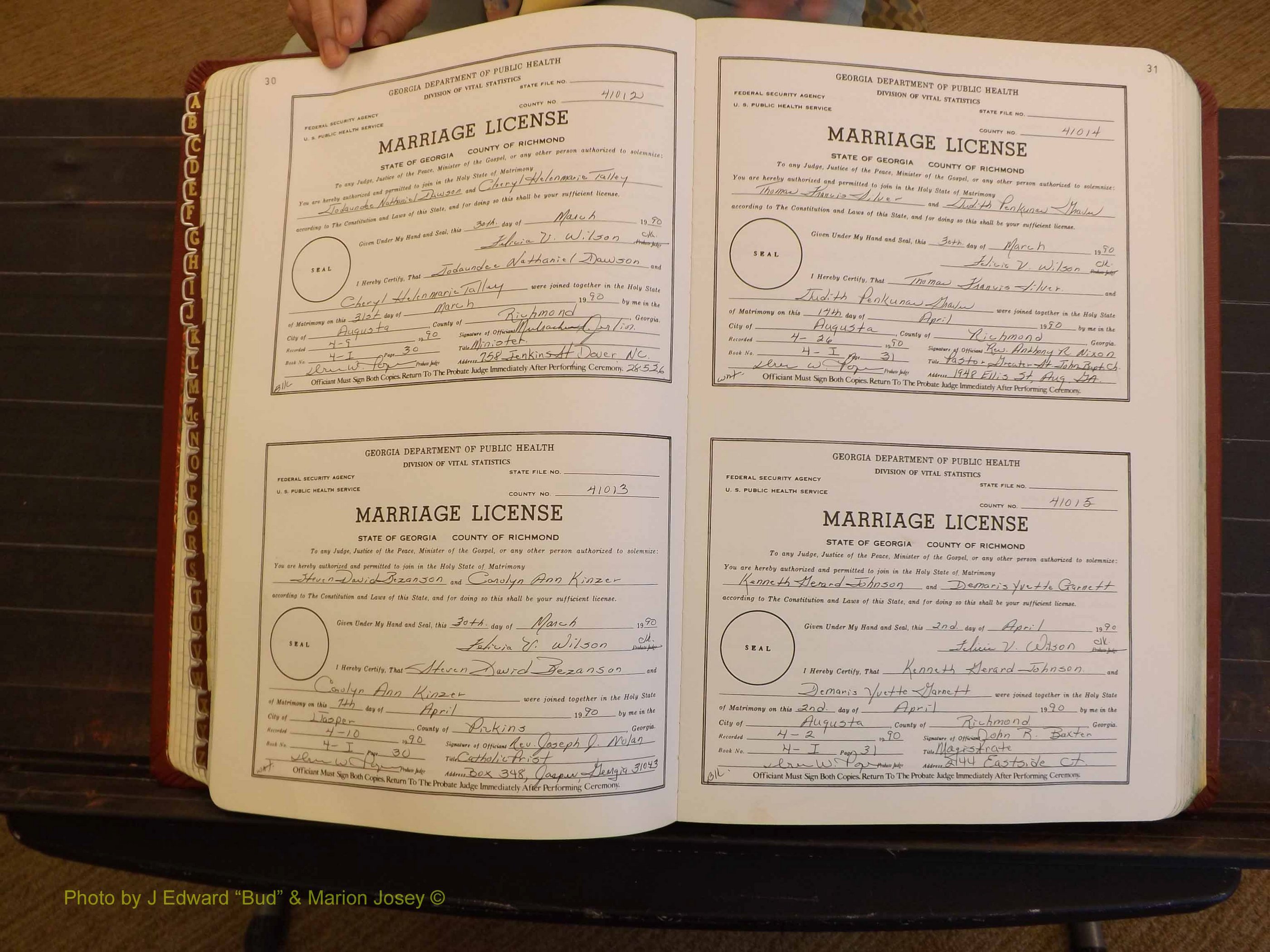 Richmond Marriages, 4L, 1990-1990 P 030-031.JPG