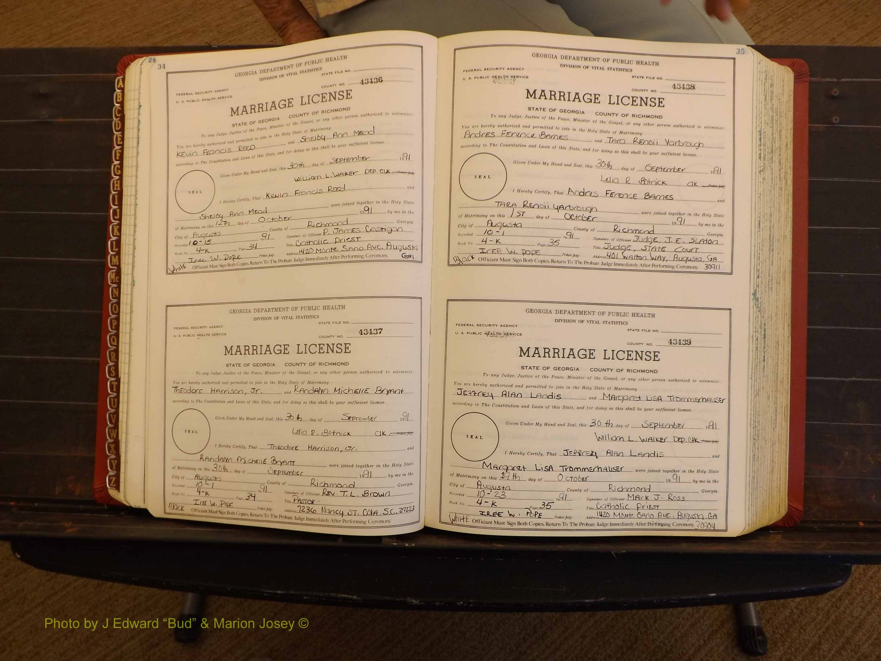 Richmond Marriages, 4K, 1991-1992 P 034-035.JPG