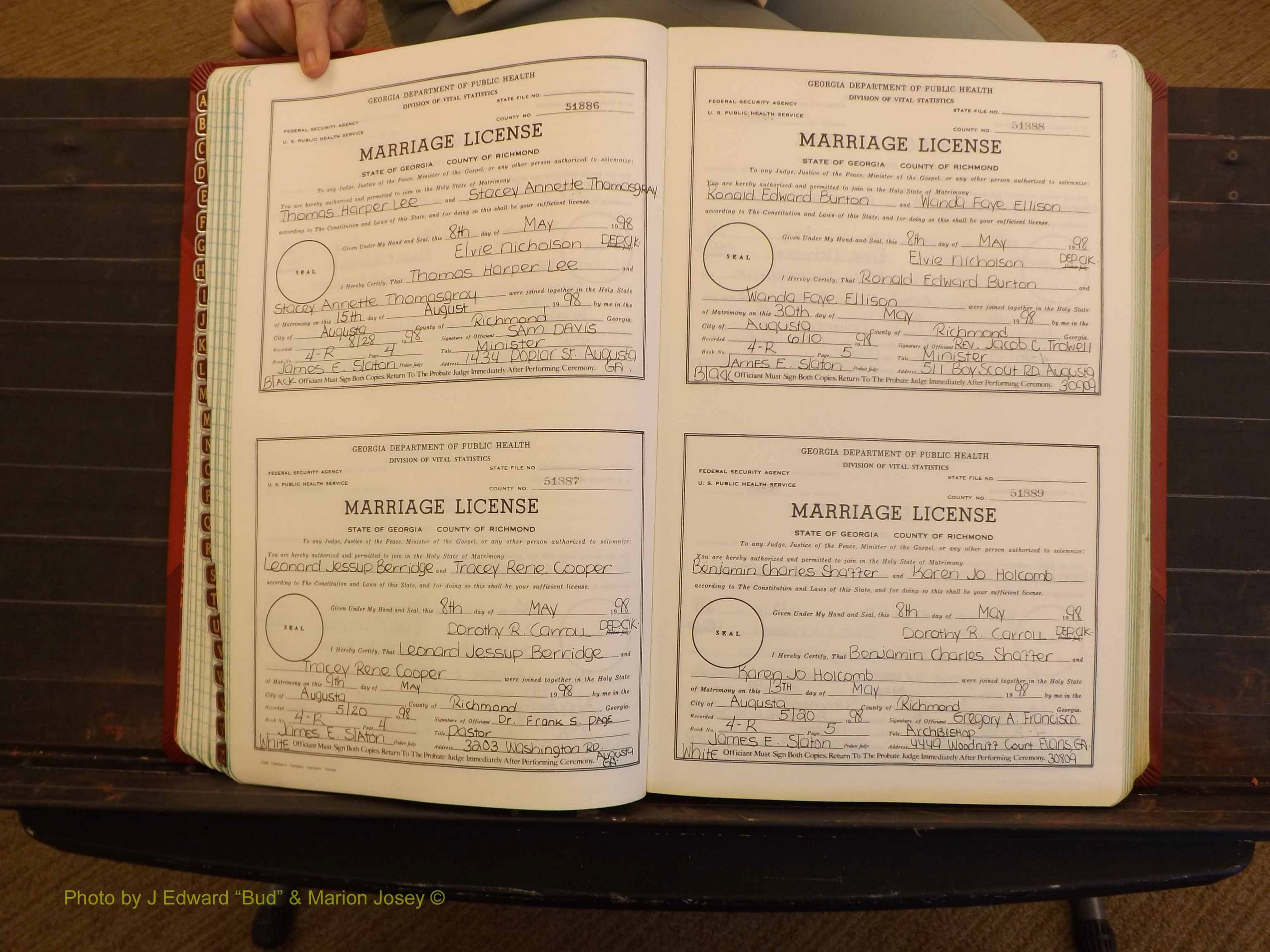 Richmond Marriages, 4R, 1998-1999 P 004-005.JPG