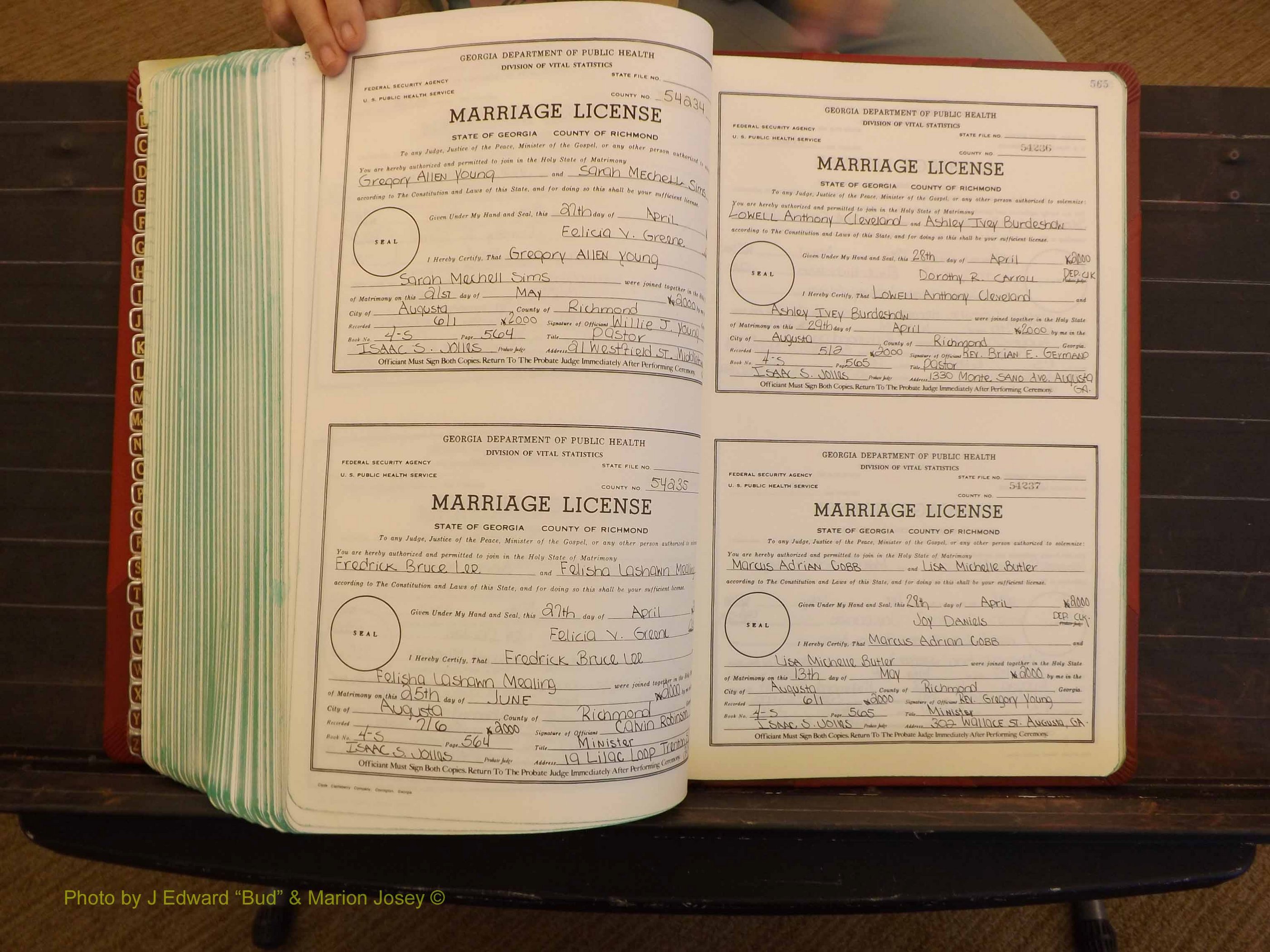 Richmond Marriages, 4S, 1999-2000 P 564-565.JPG