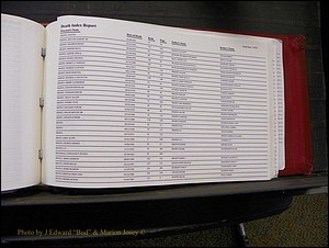 Burke Deaths, 1913-2001, M-Z 262.JPG