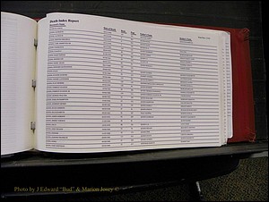 Burke Deaths, 1913-2001, M-Z 269.JPG