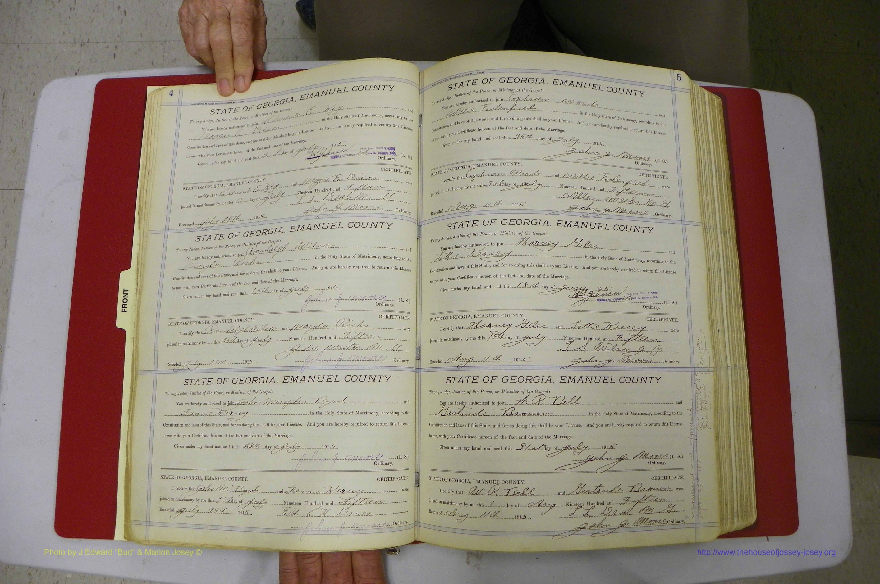 Emanuel Co, GA, Marriages Book E, 1915 - 1928, P 004-005.JPG