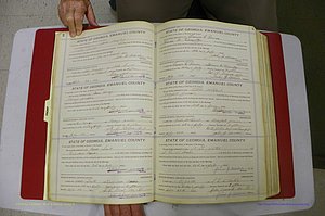 Emanuel Co, GA, Marriages Book E, 1915 - 1928, P 002-003.JPG
