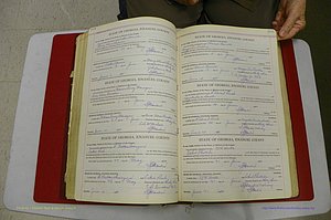 Emanuel Co, GA, Marriages Book G, 1928 - 1940, White, P 204-205.JPG