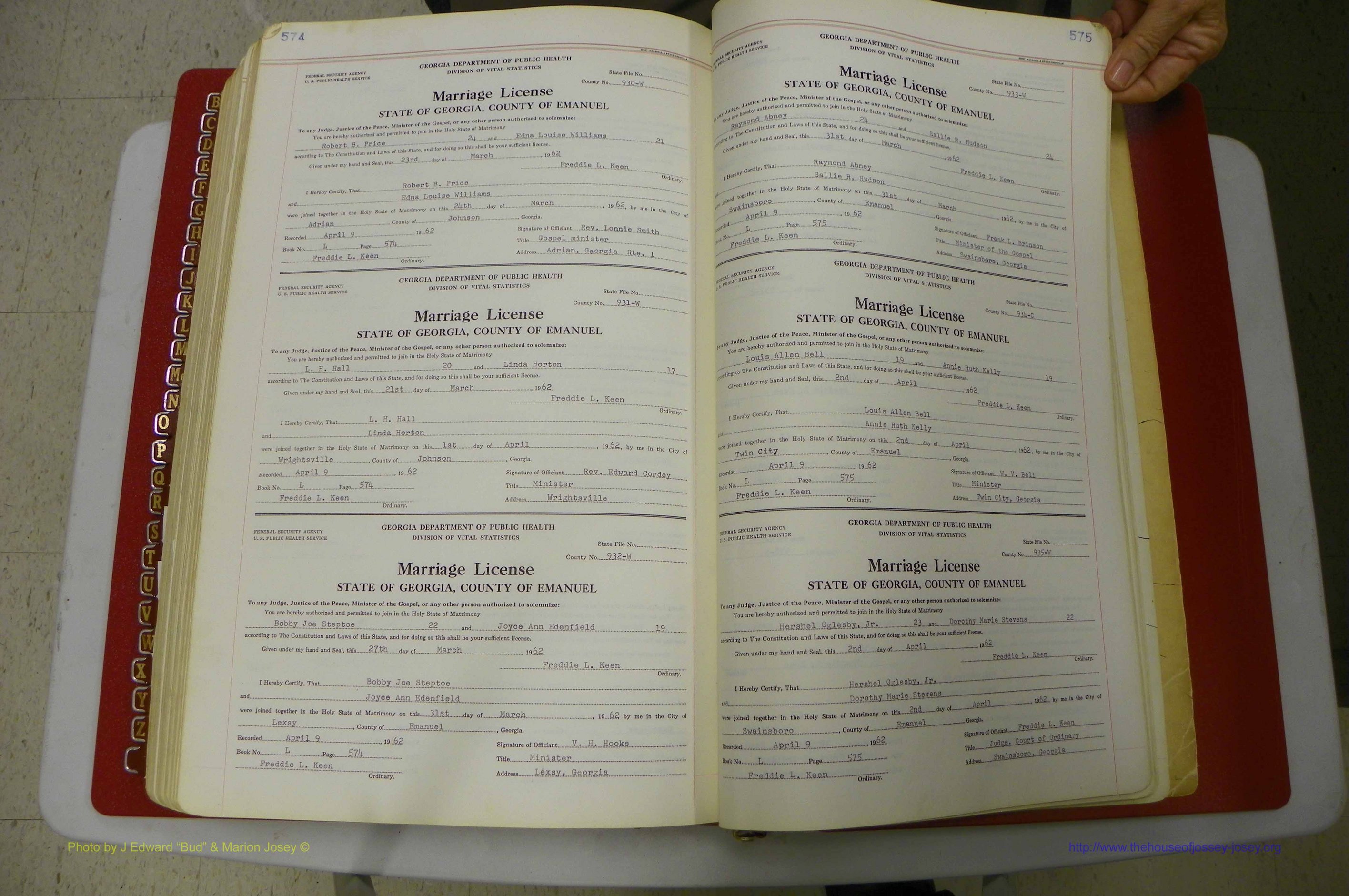 Emanuel Co, GA, Marriages Book L, 1952 - 1962, P 574-575.JPG