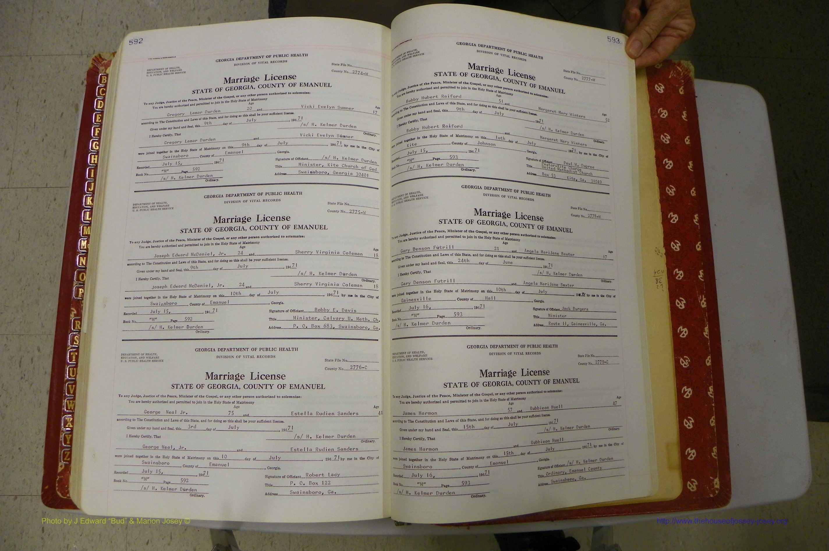 Emanuel Co, GA, Marriages Book M, 1962 - 1974, P 592-593.JPG