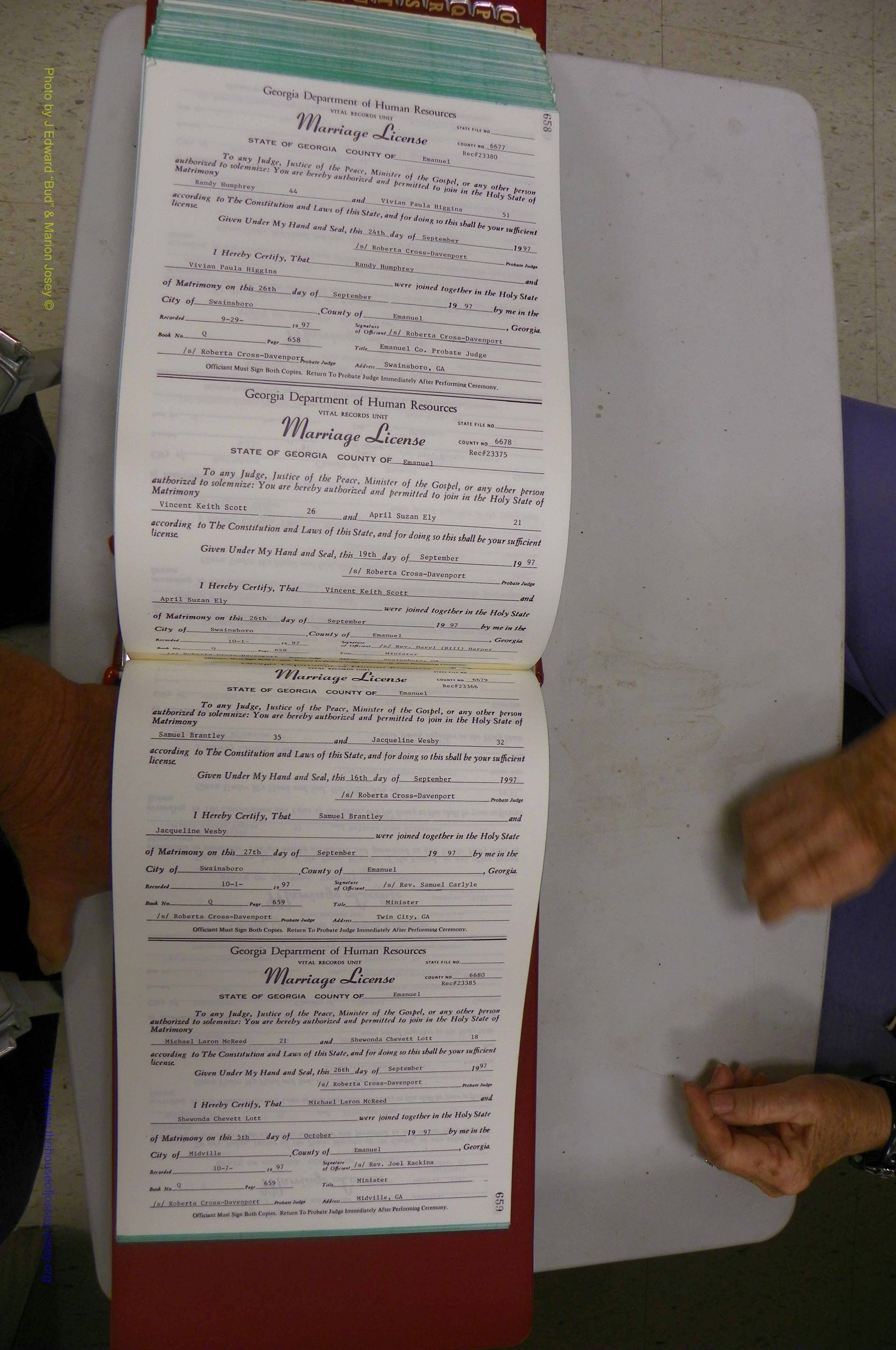 Emanuel Co, GA, Marriages Book Q, 1990 - 1998, P 658-659.JPG