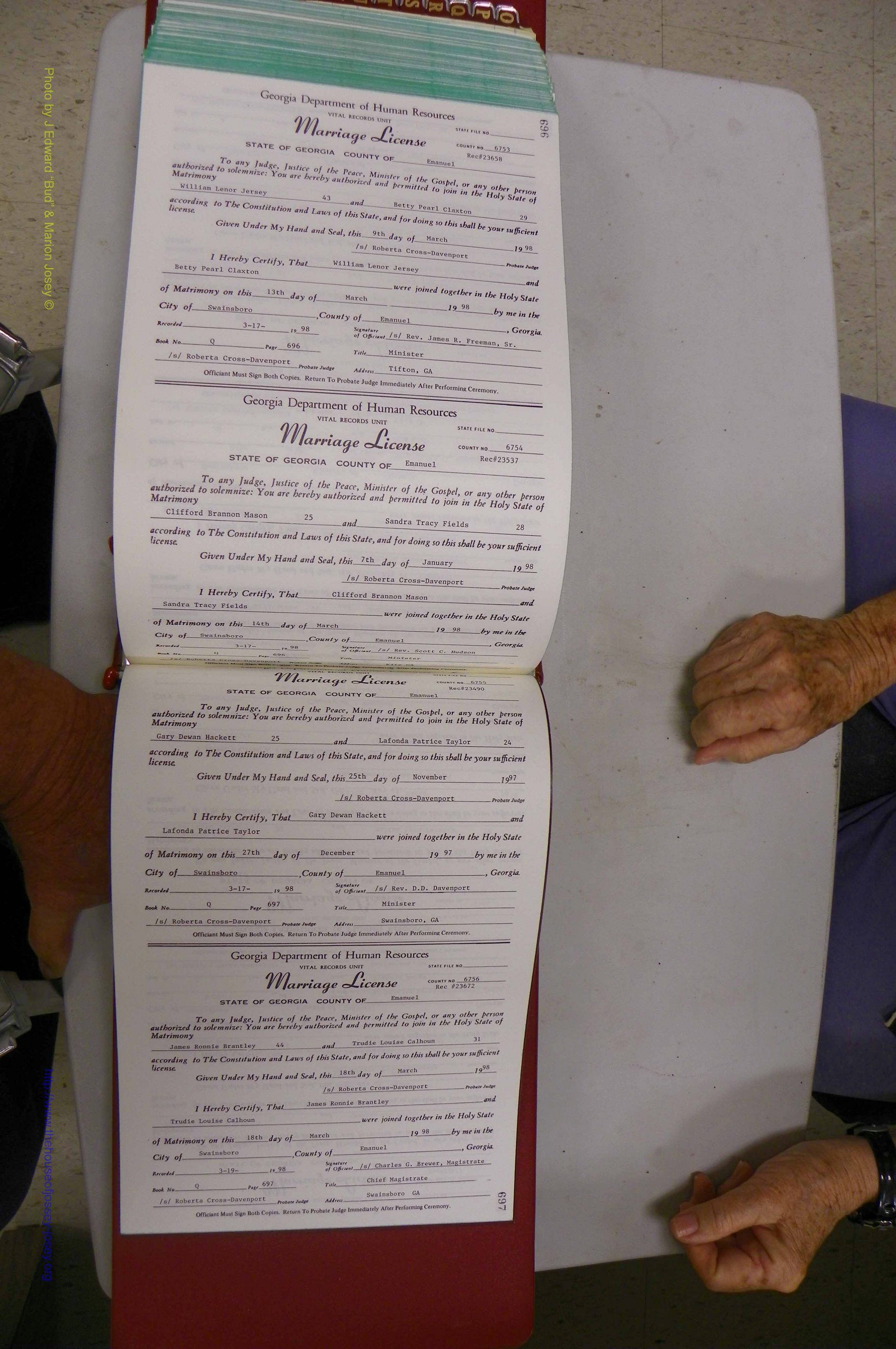 Emanuel Co, GA, Marriages Book Q, 1990 - 1998, P 696-697.JPG
